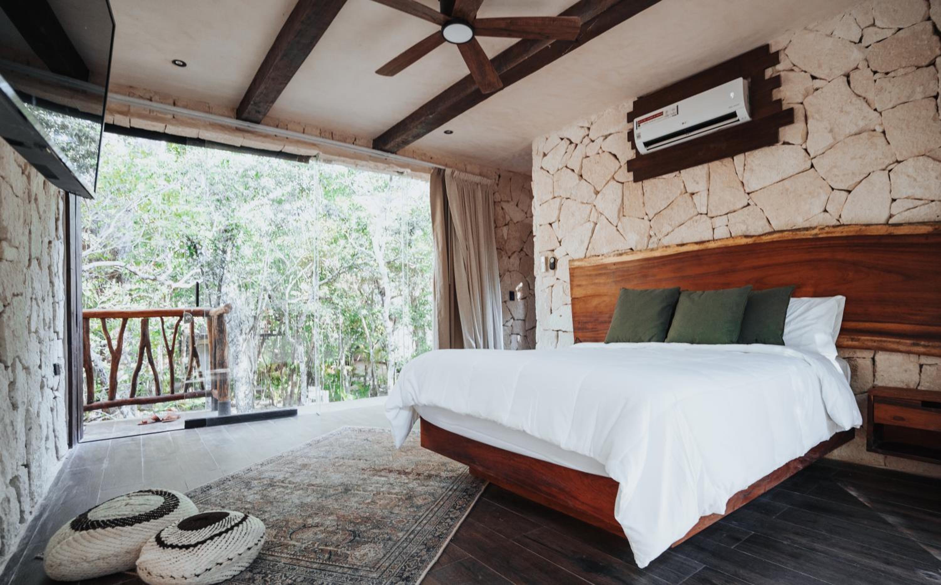 Two-Bedroom Villa - Photo 28