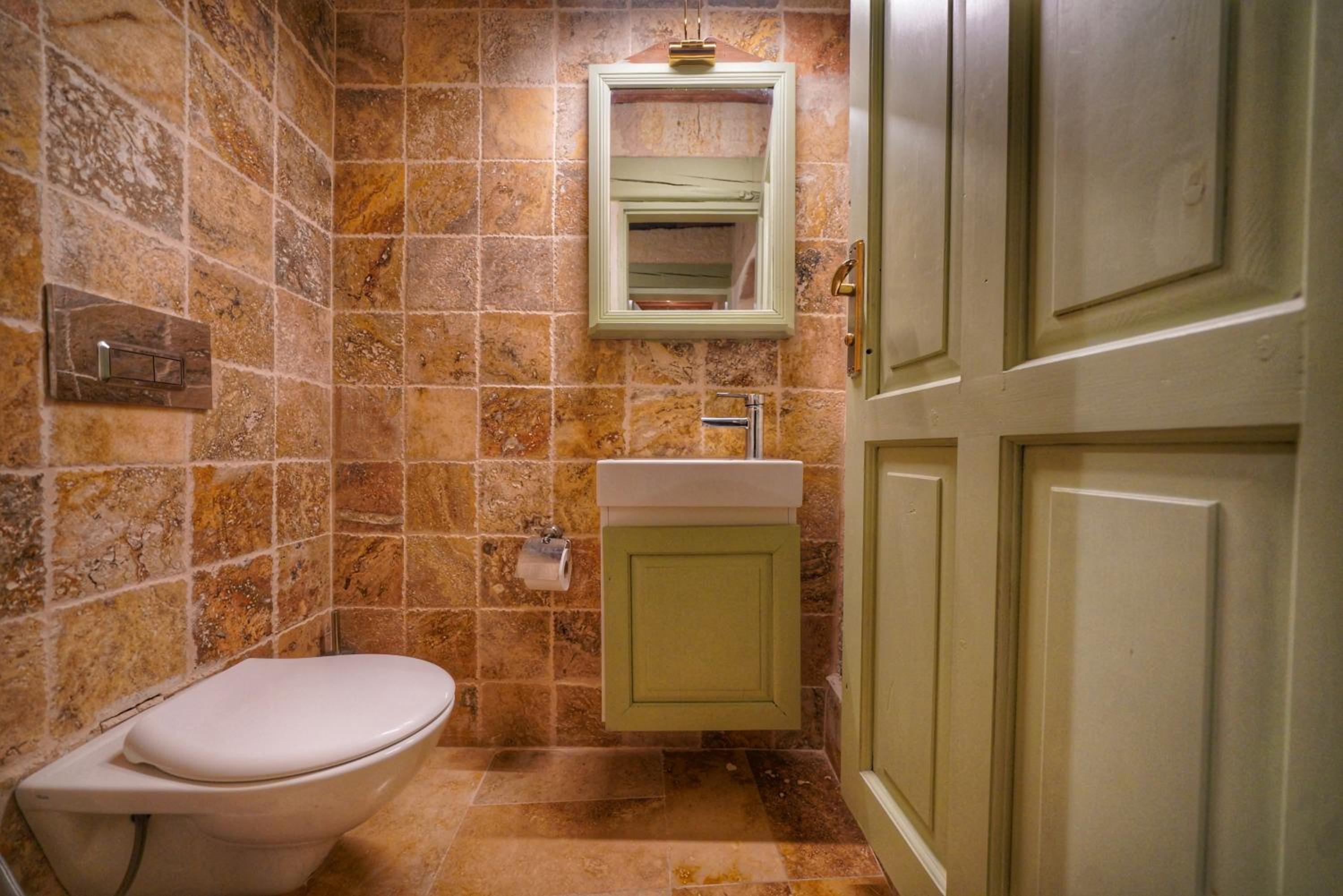 Pasha Stone Suite photo 3