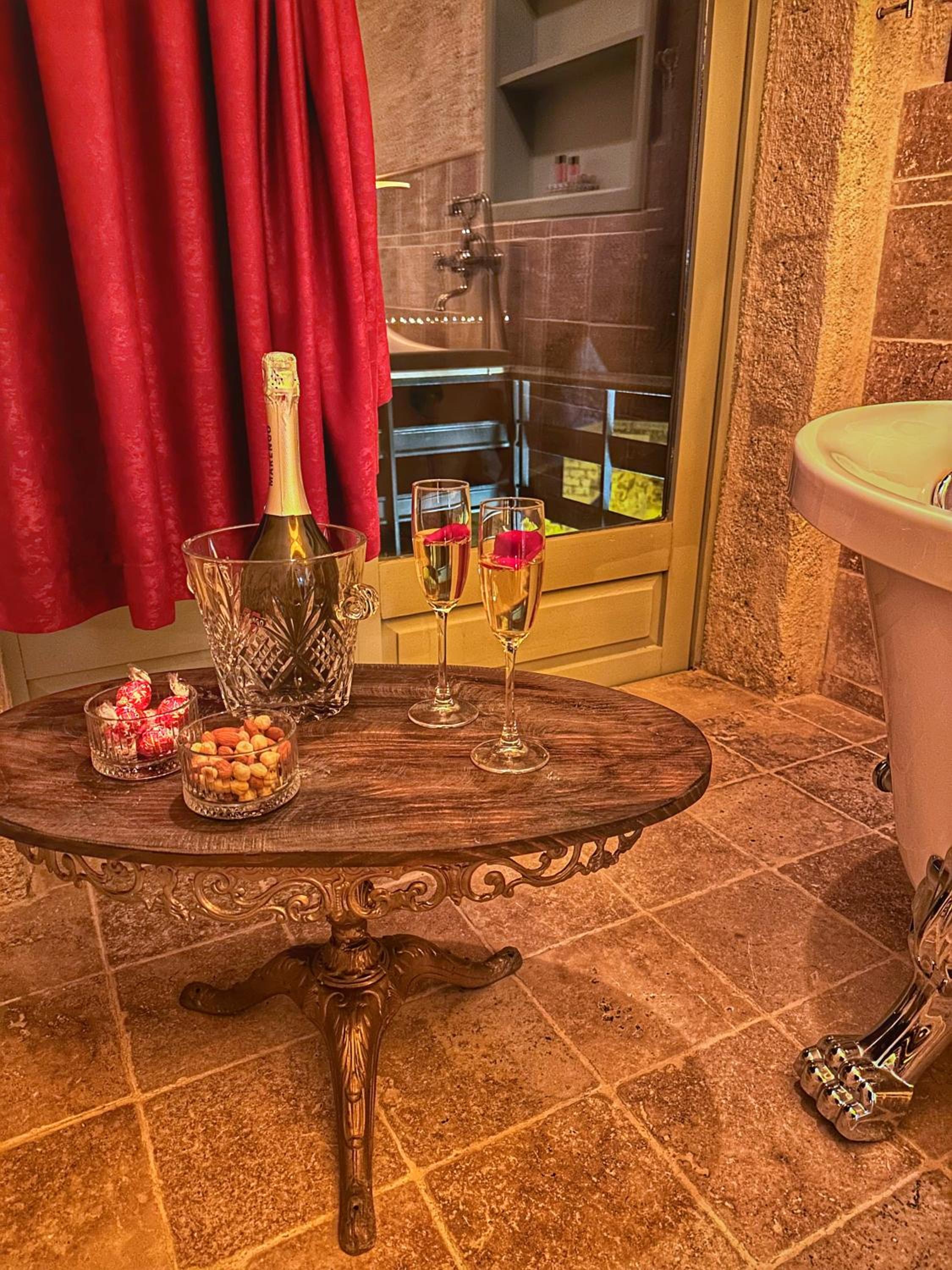 Pasha Stone Suite photo 2