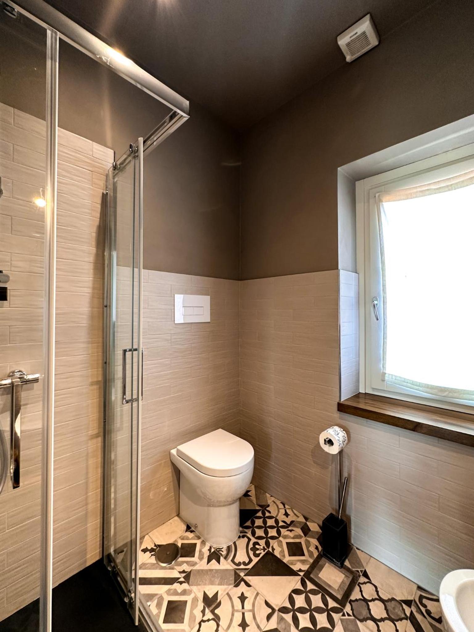 Deluxe Room - Photo 22