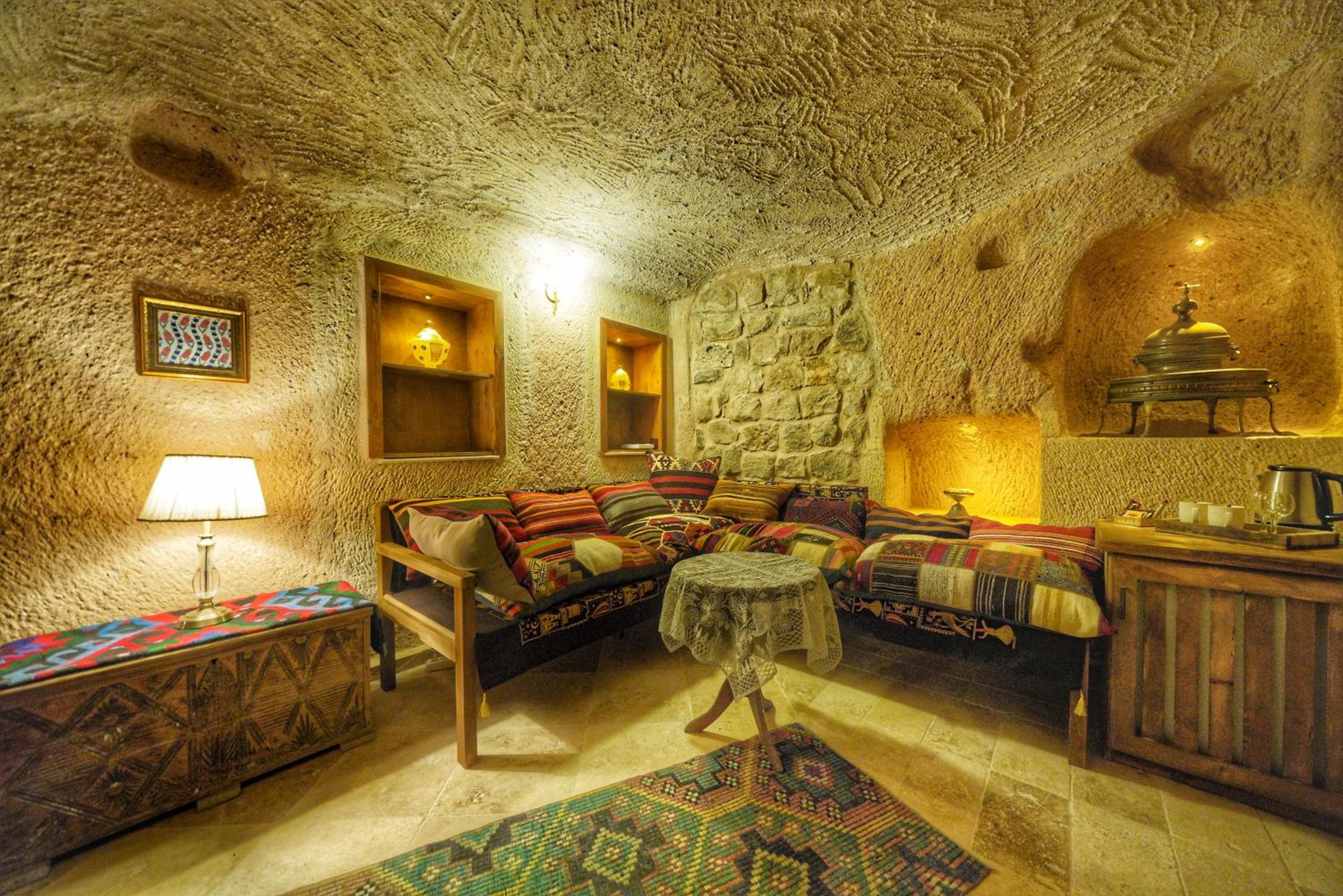 Hammam Cave Suite photo 1