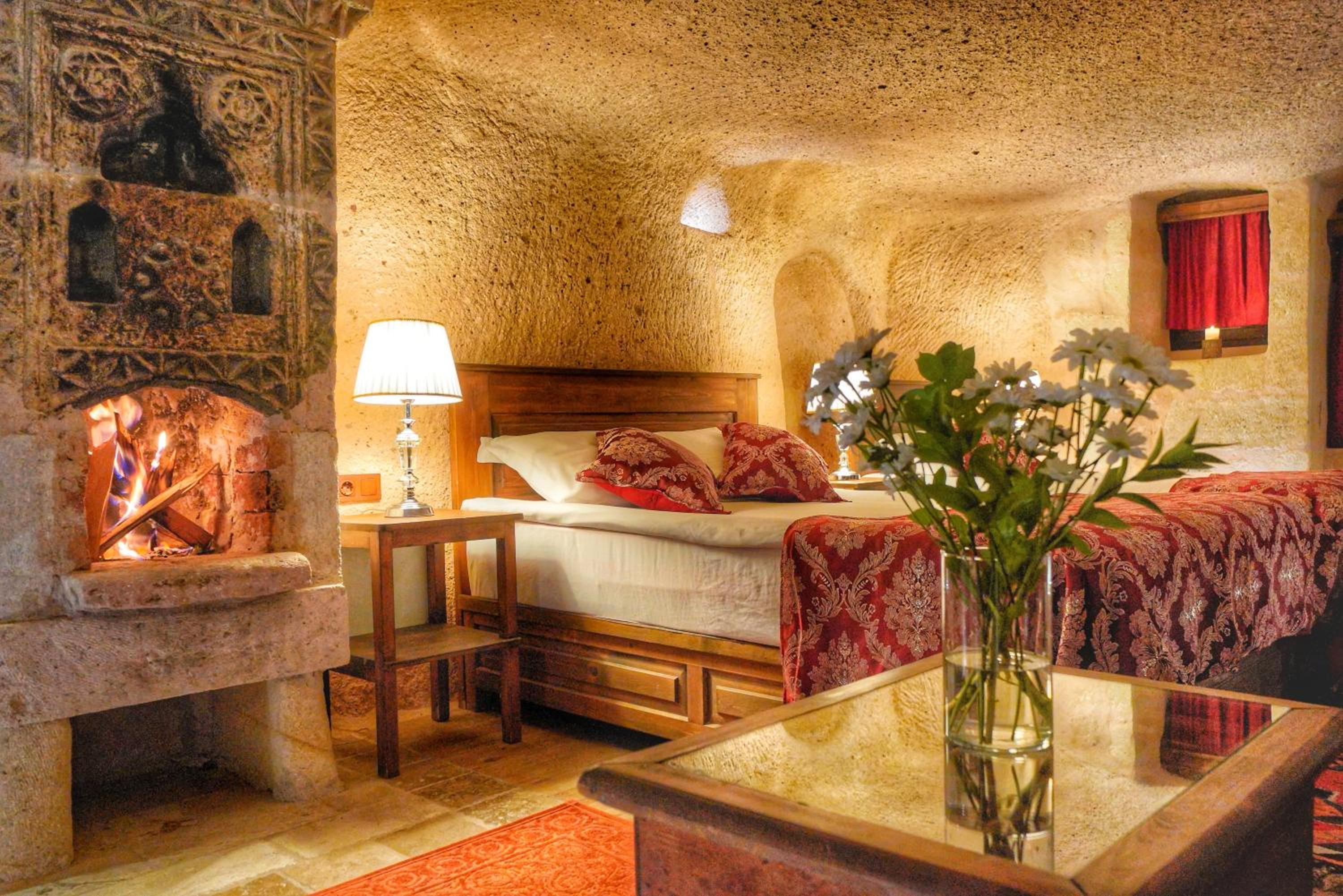 Divan Cave Suite photo 1