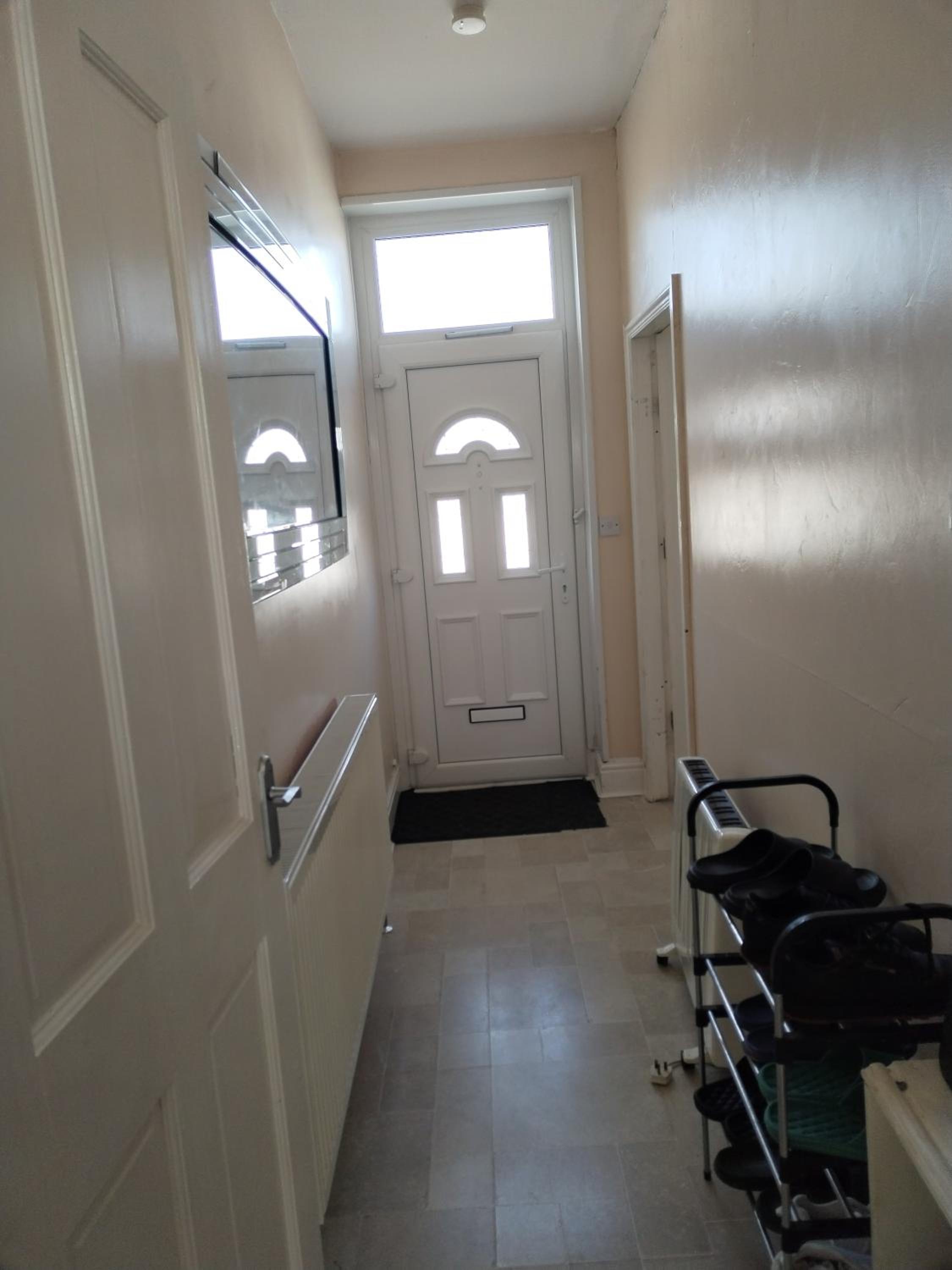 Standard Double Room with Fan - Photo 2