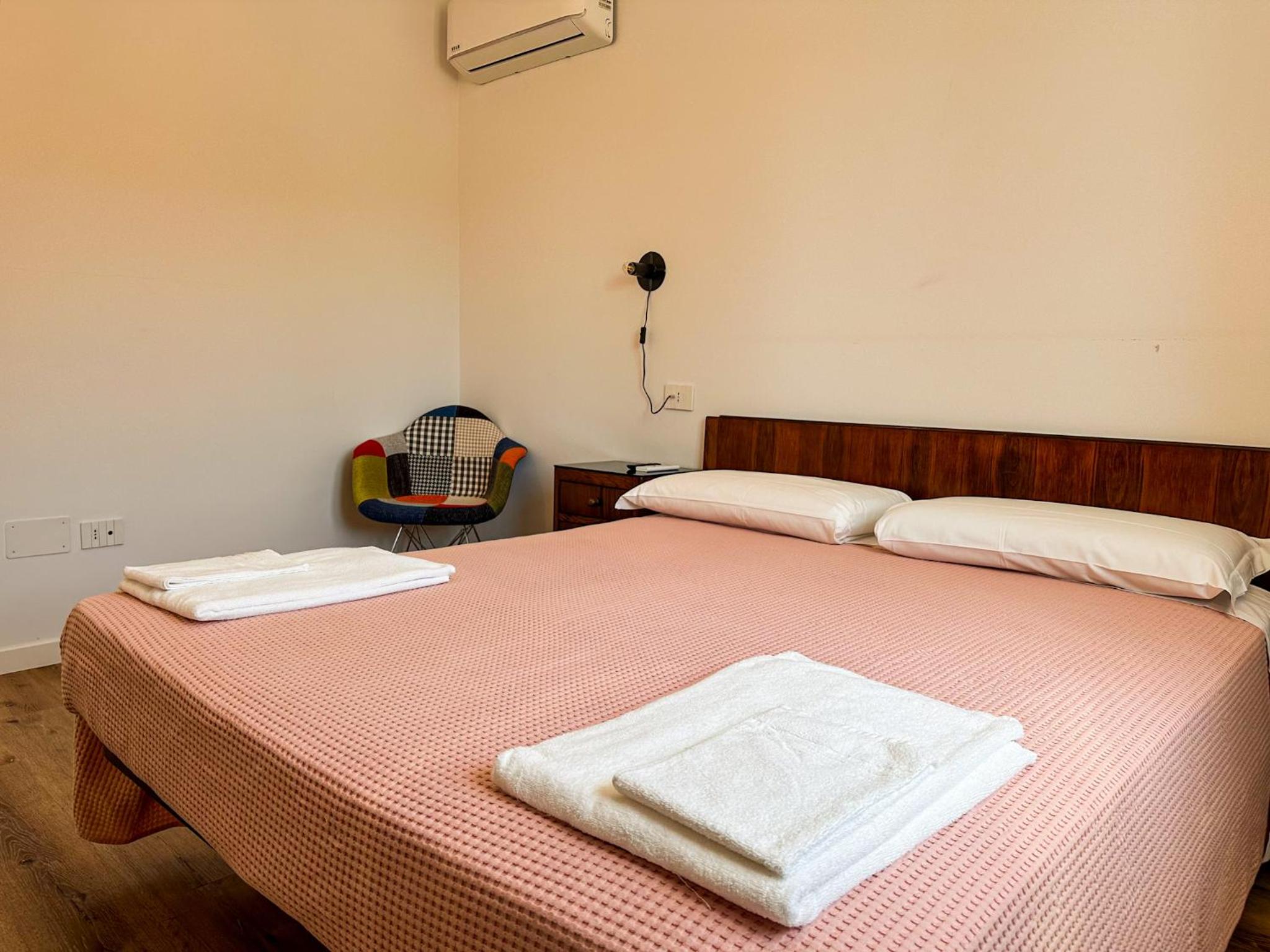 Standard Double Room - Photo 7