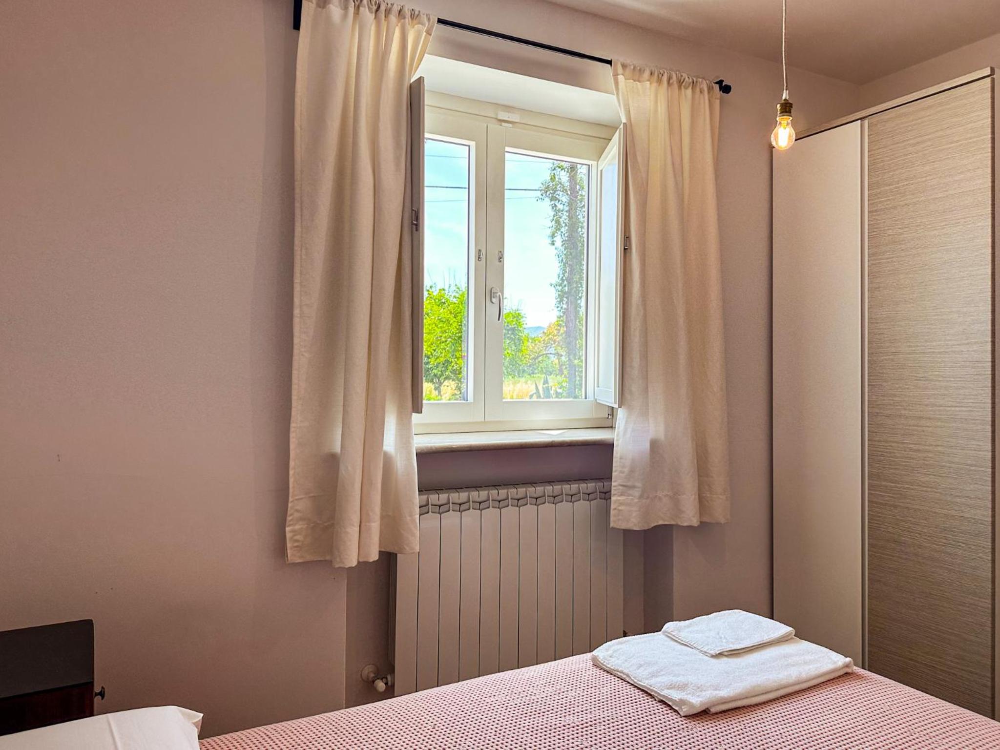 Standard Double Room - Photo 12