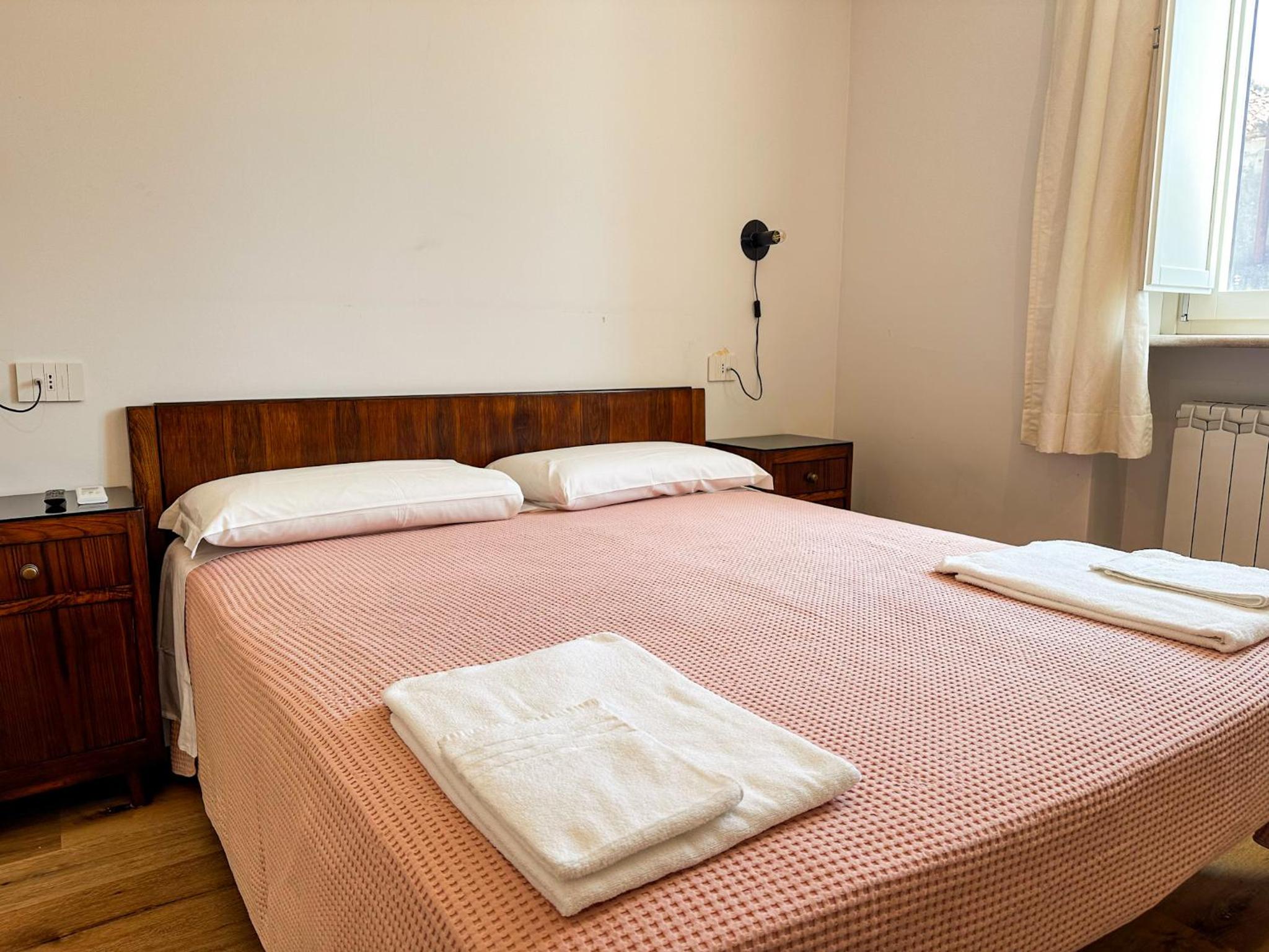 Standard Double Room - Photo 2