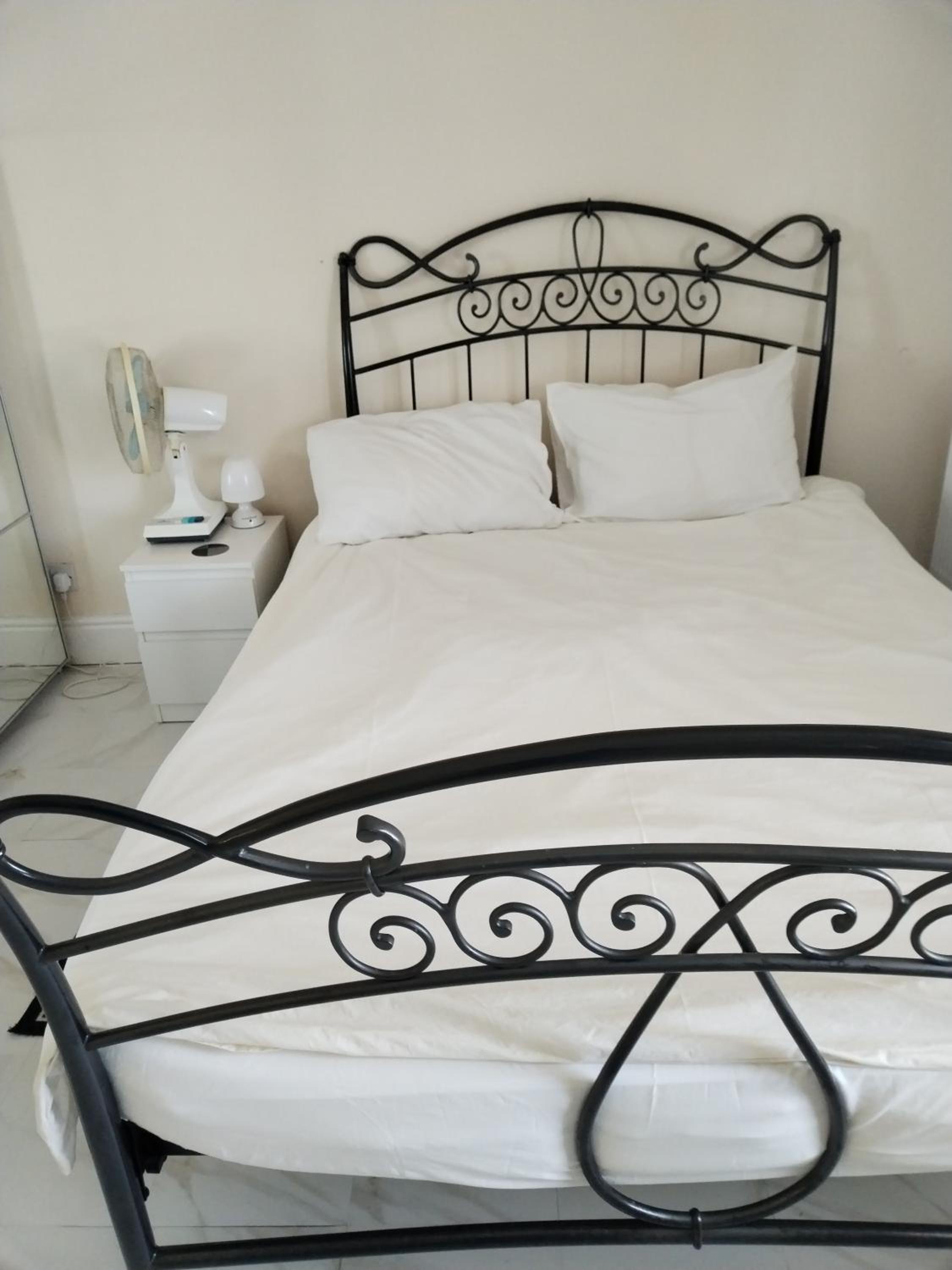 Standard Double Room with Fan - Photo 4