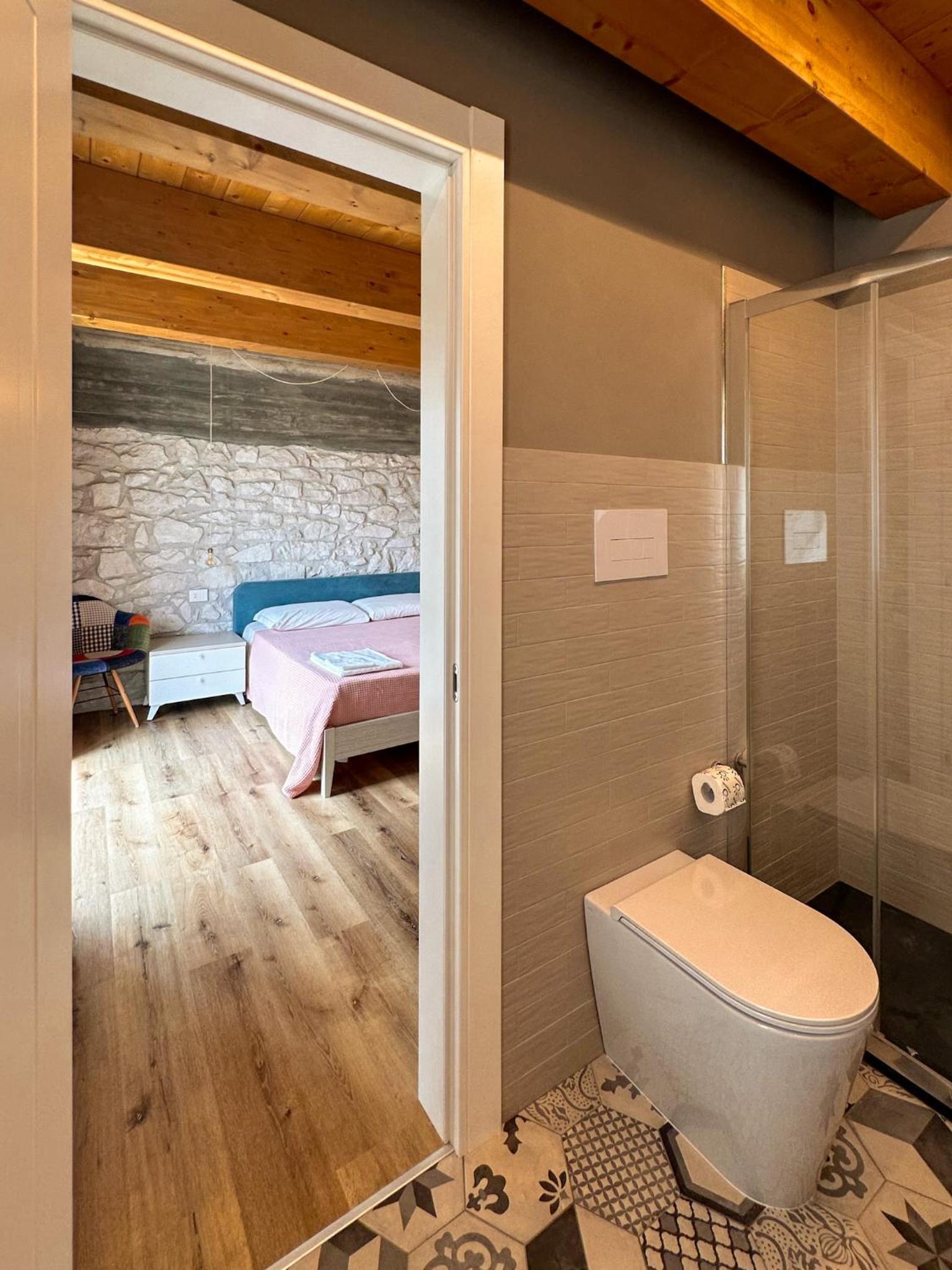 Superior Double Room - Photo 15