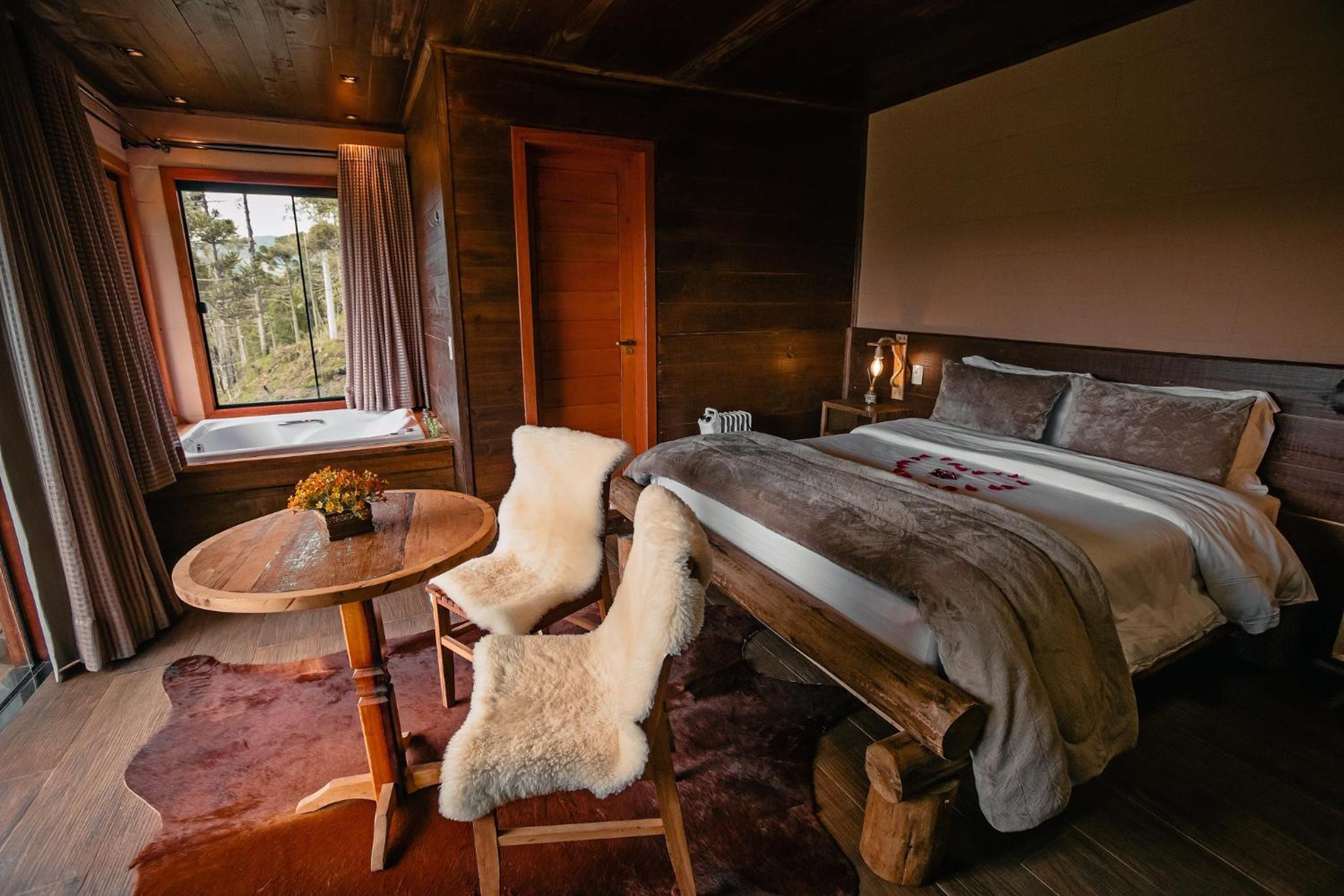  Chalet with Hot Tub - Photo 1