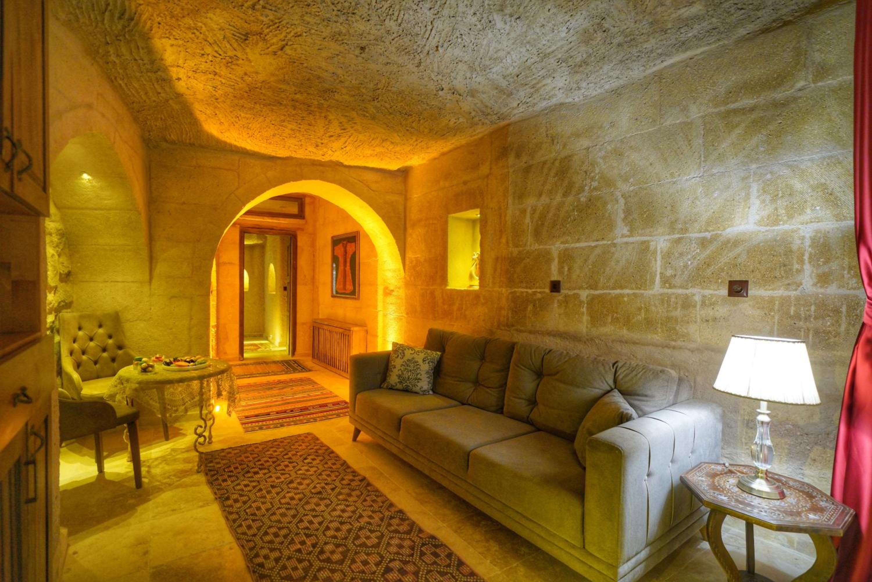 Sultan Cave Suite photo 1