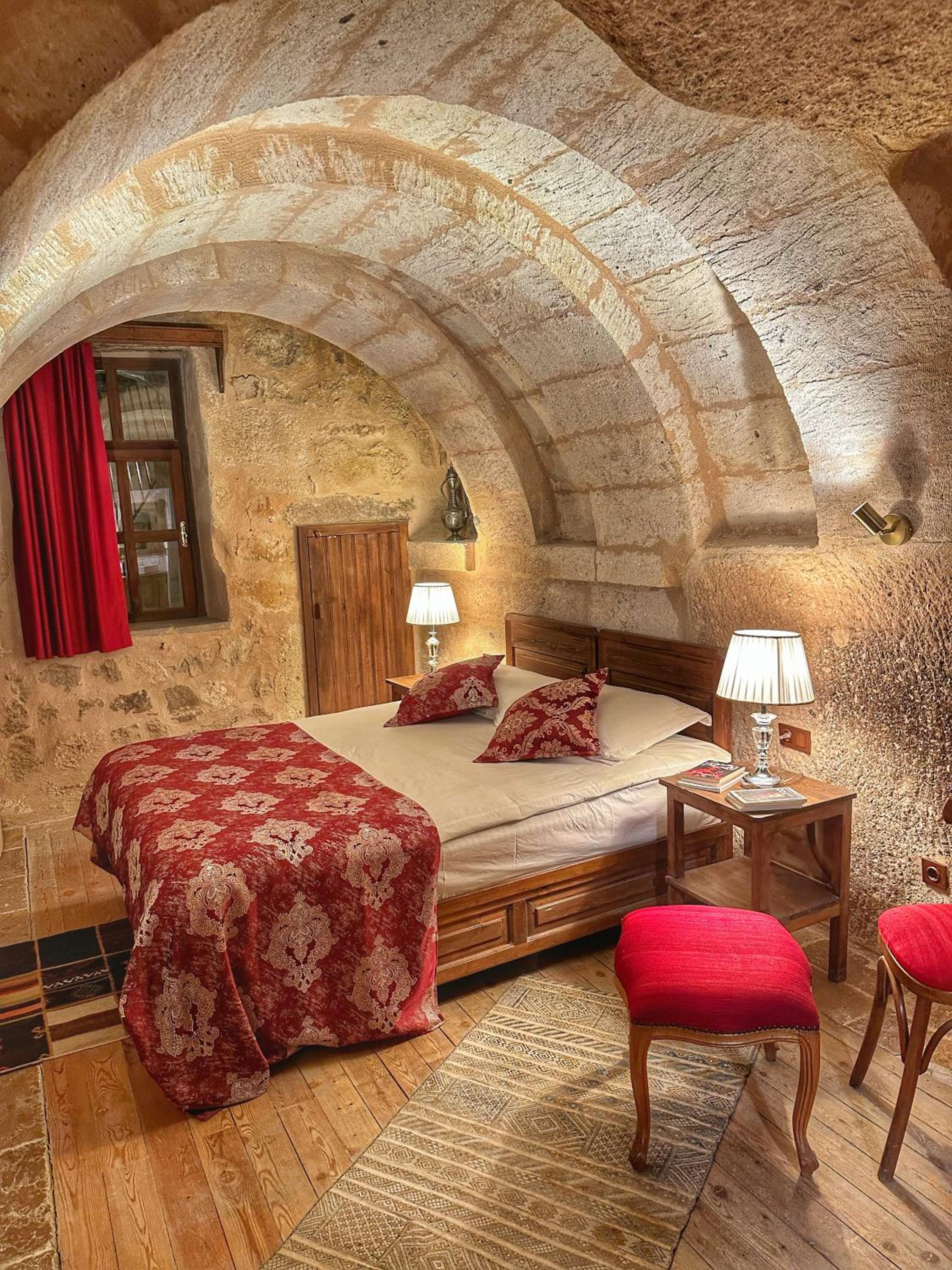 Cozy Cave Room photo 1