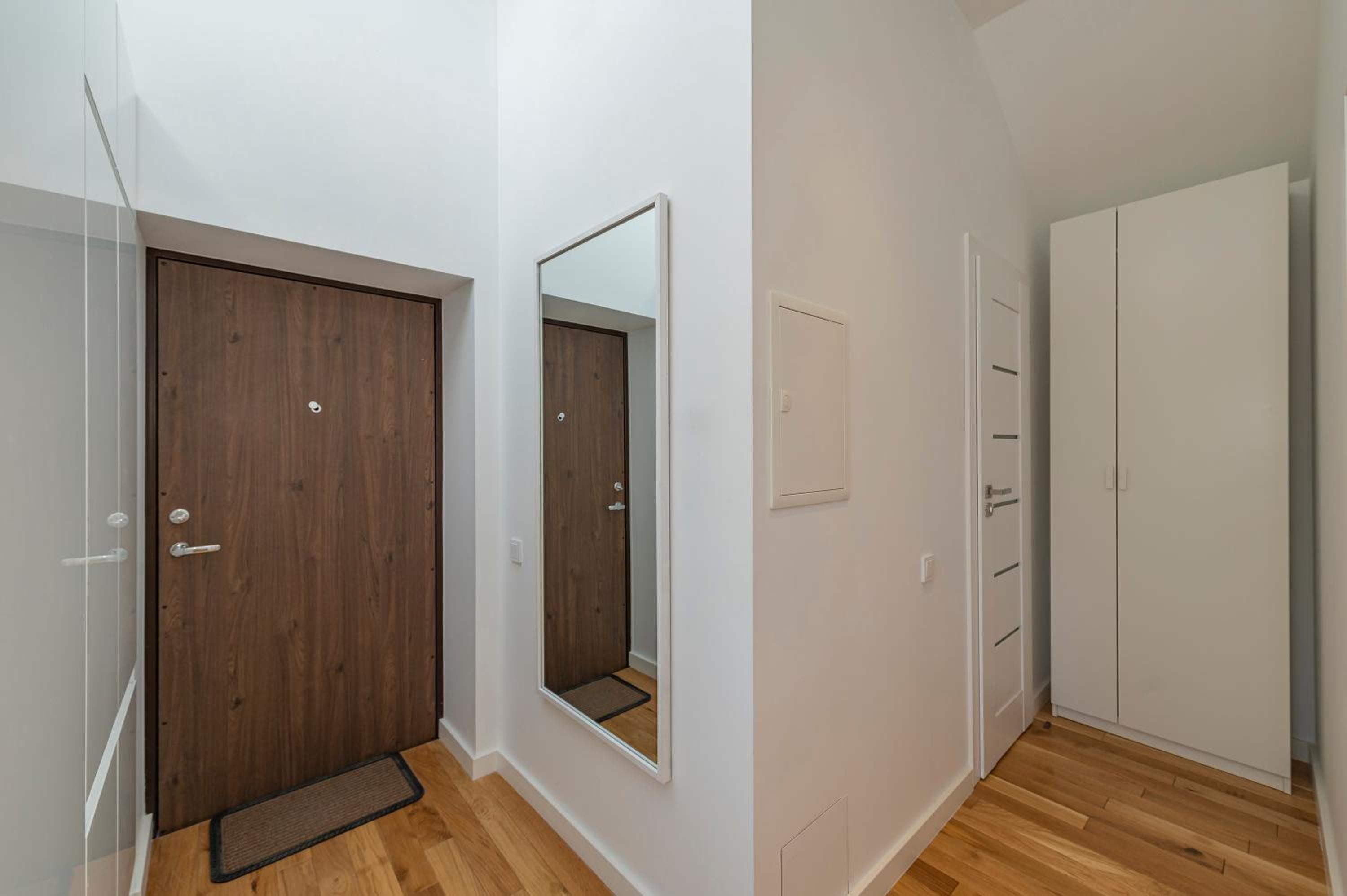 One-Bedroom Apartment - Photo 10