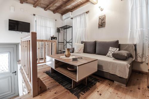 One-Bedroom House - Photo 7