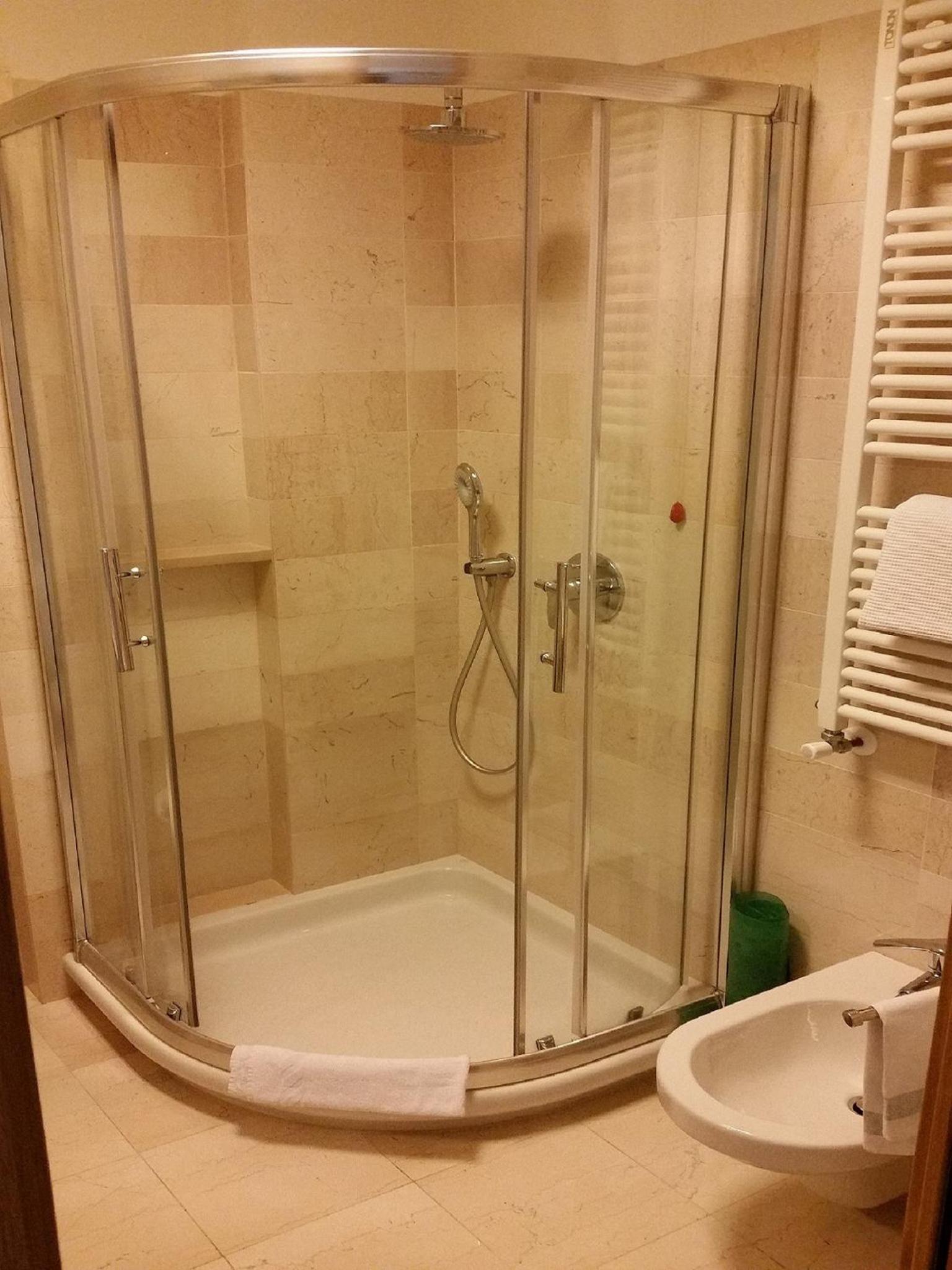 Classic Double Room - Photo 4