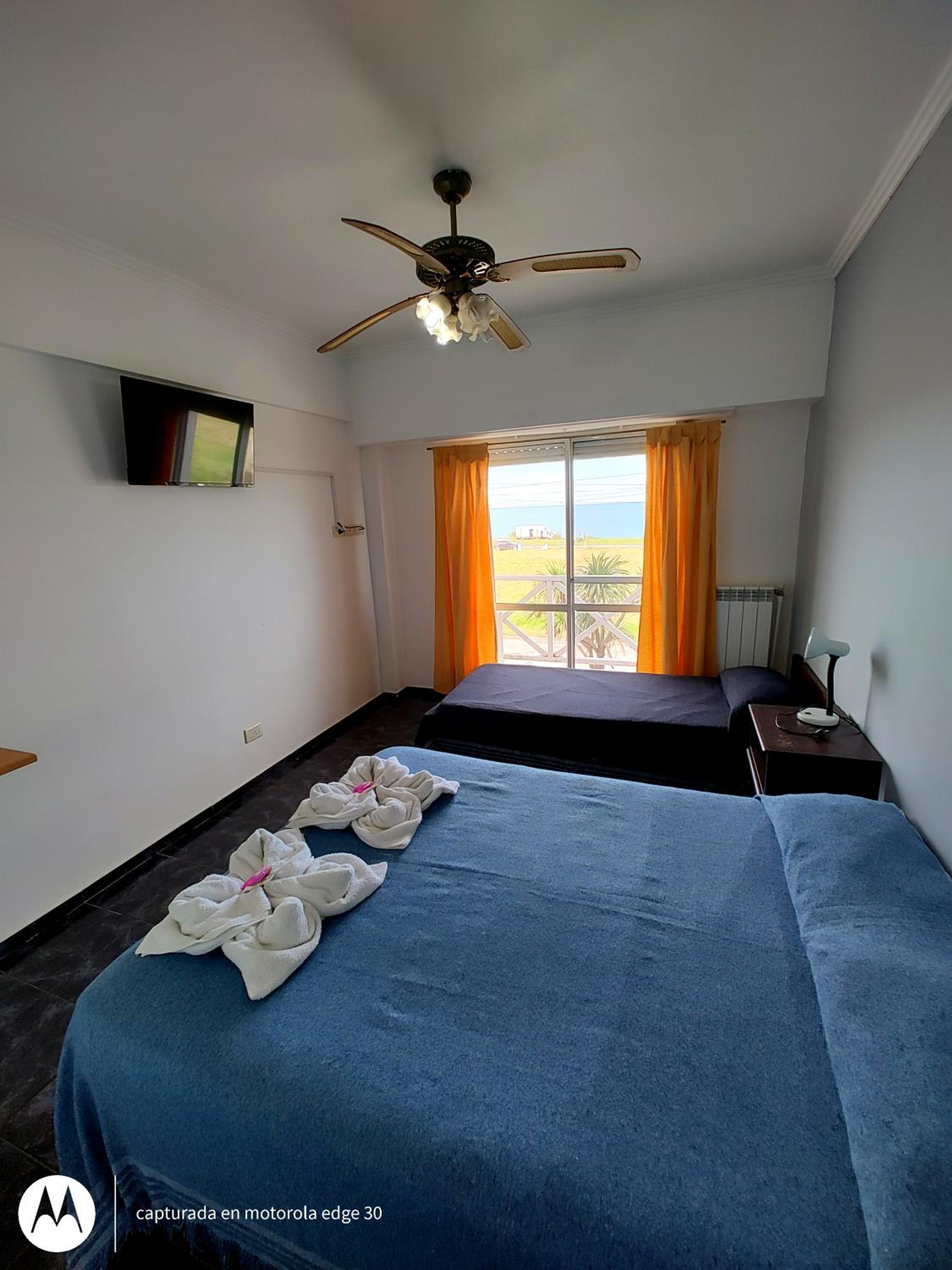 Triple Room with Sea View