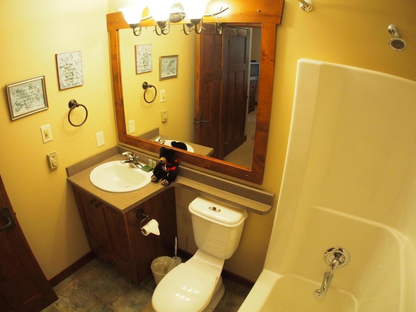 Two-Bedroom Townhouse photo 2