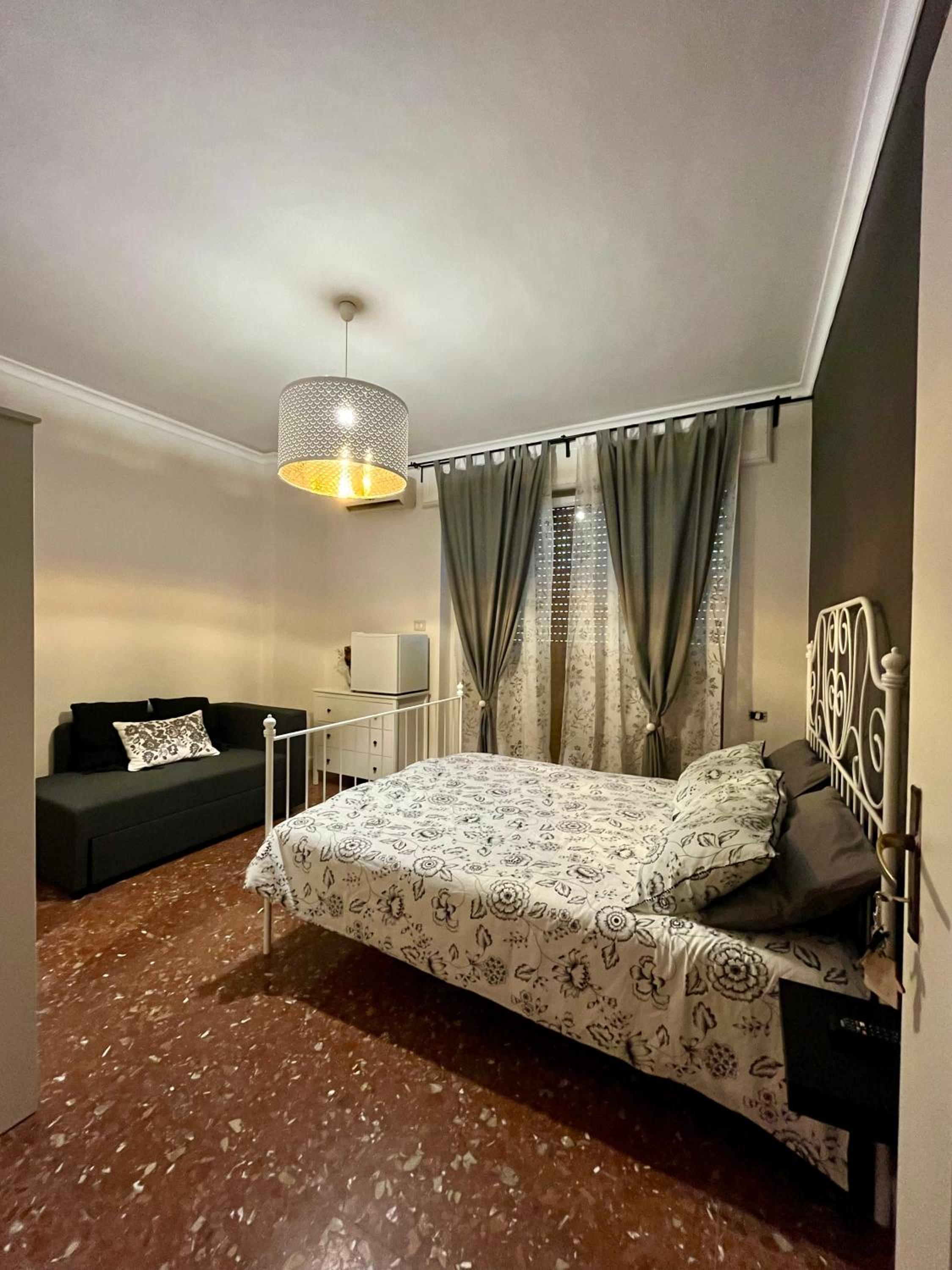 Standard Double or Twin Room photo 2