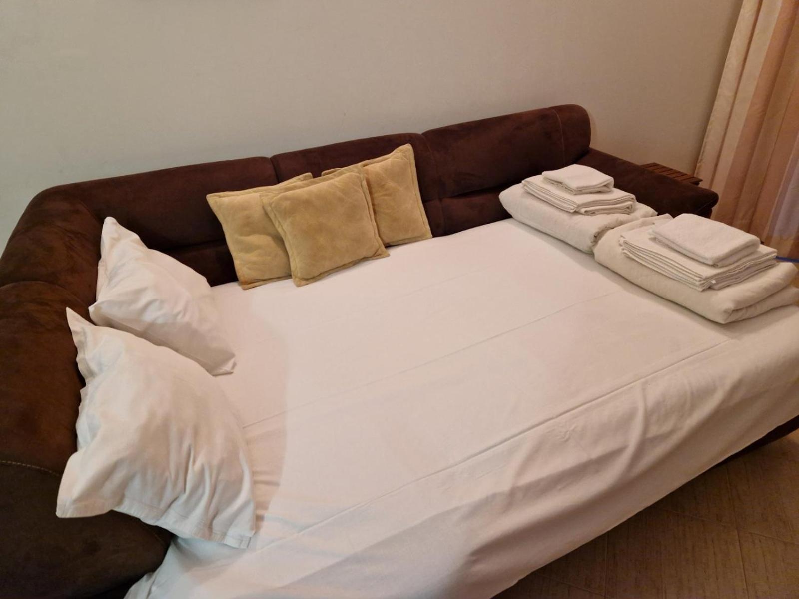 One-Bedroom Apartment with Sea View and Terrace photo 1