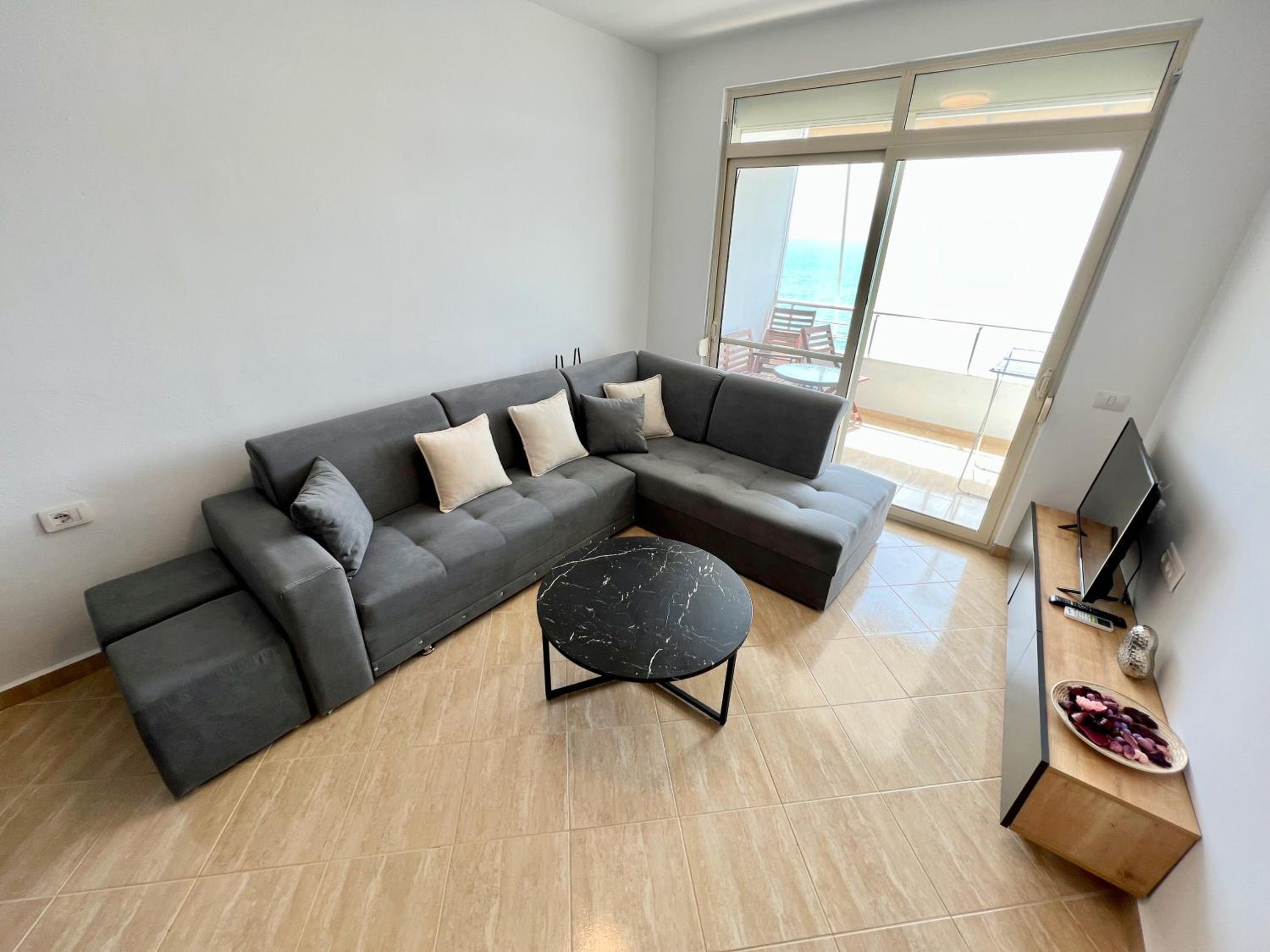 Apartment With Sea View