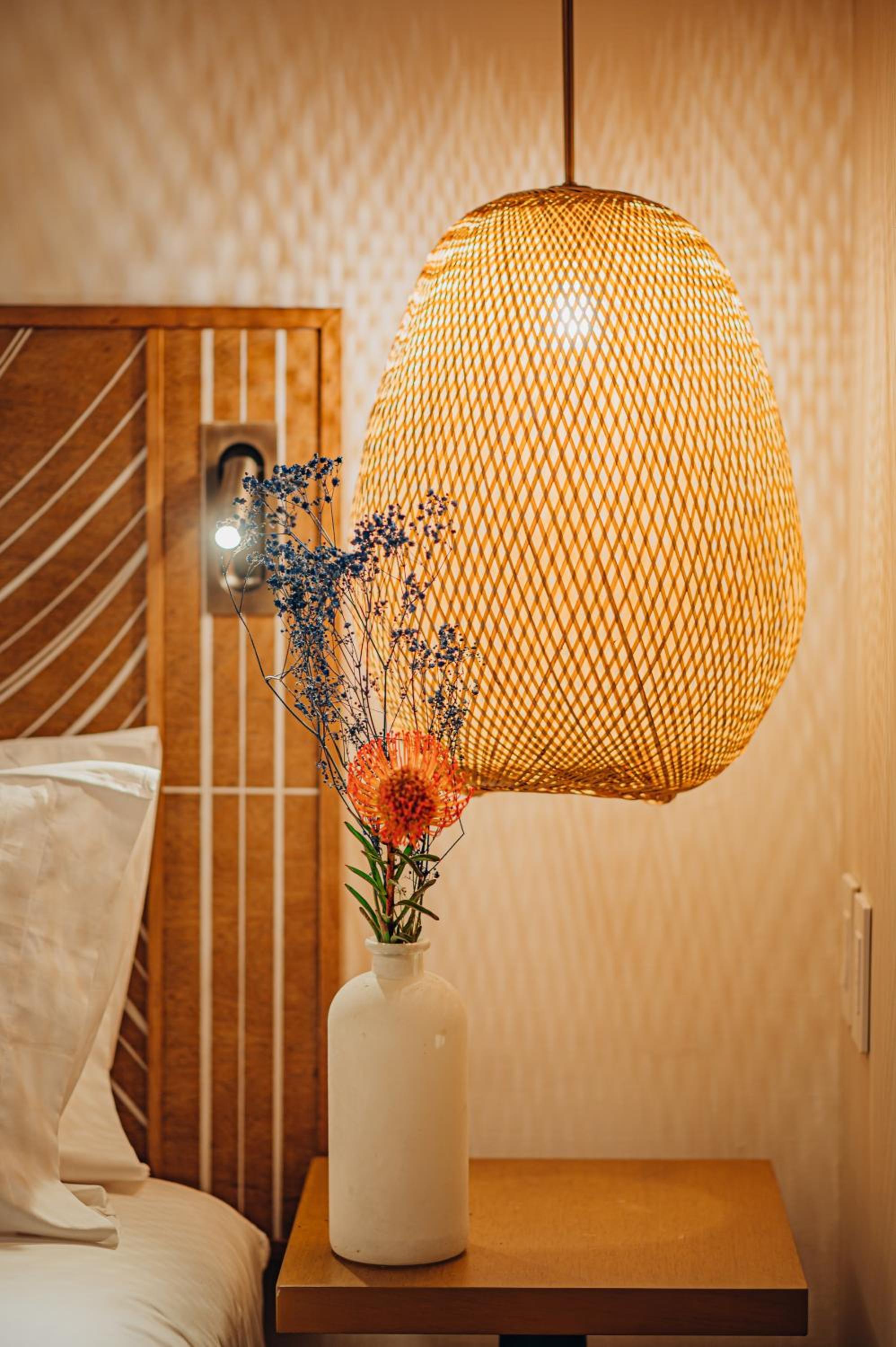 Island Suite With King Bed And Sofa