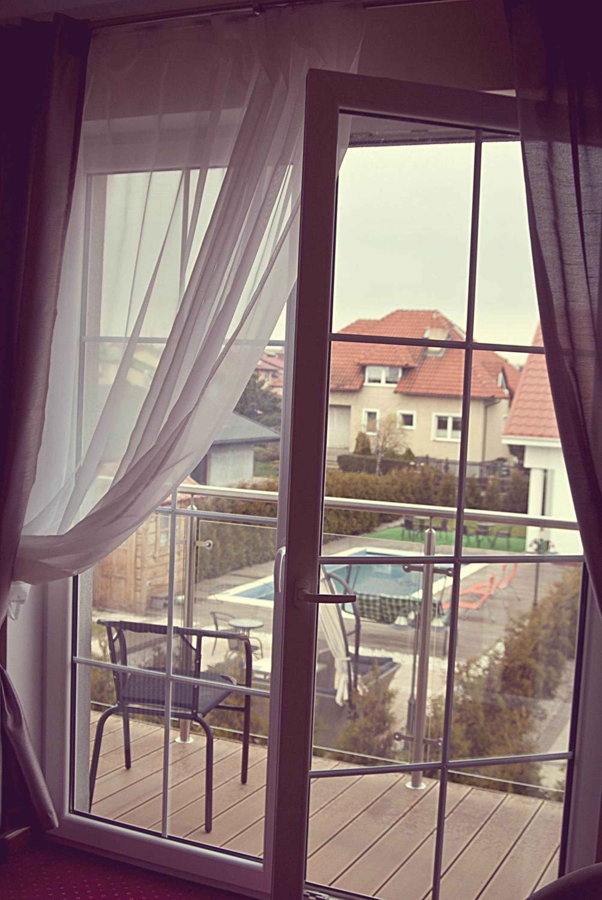 Deluxe Double Room with Balcony photo 2