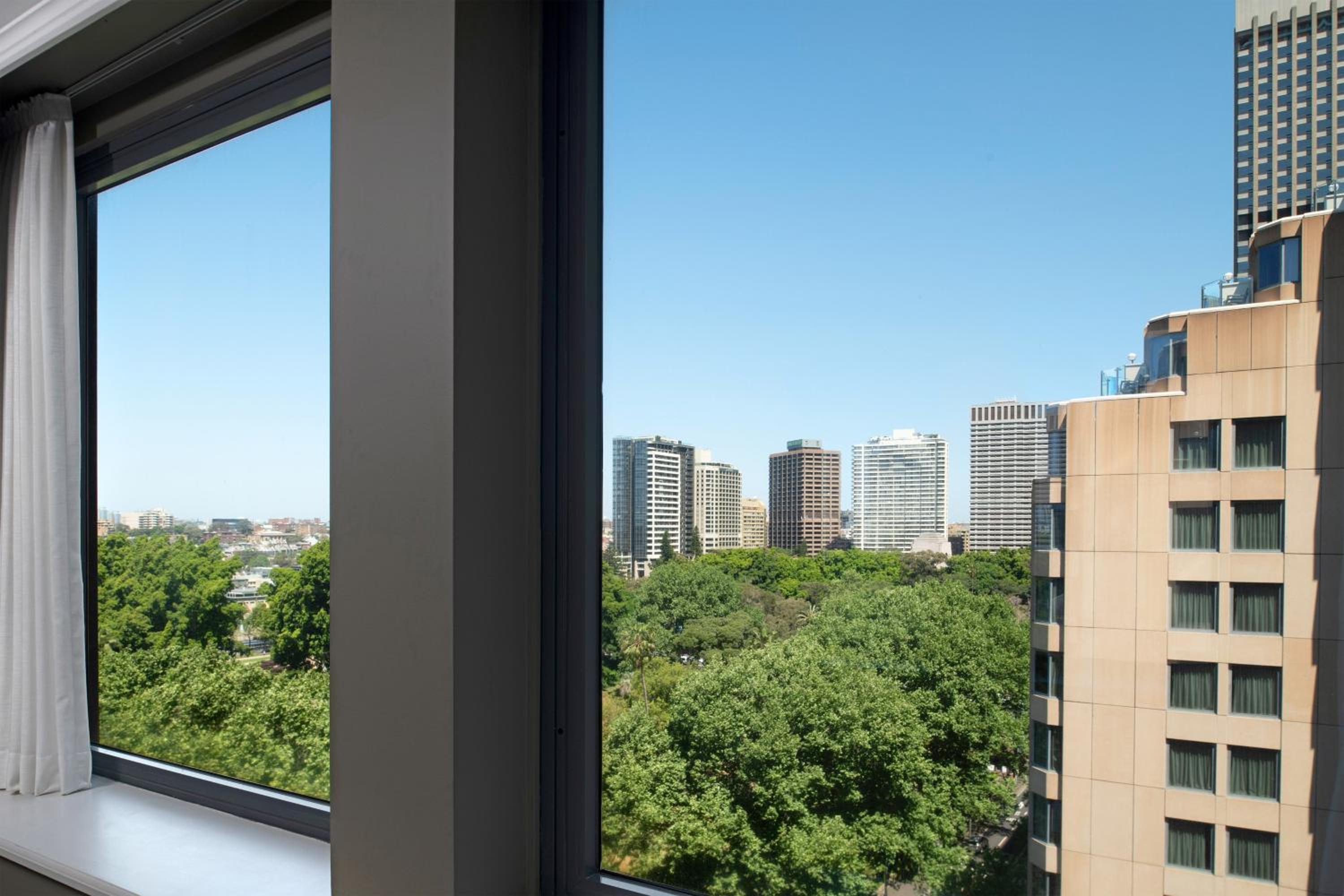 Twin Room with Hyde Park View