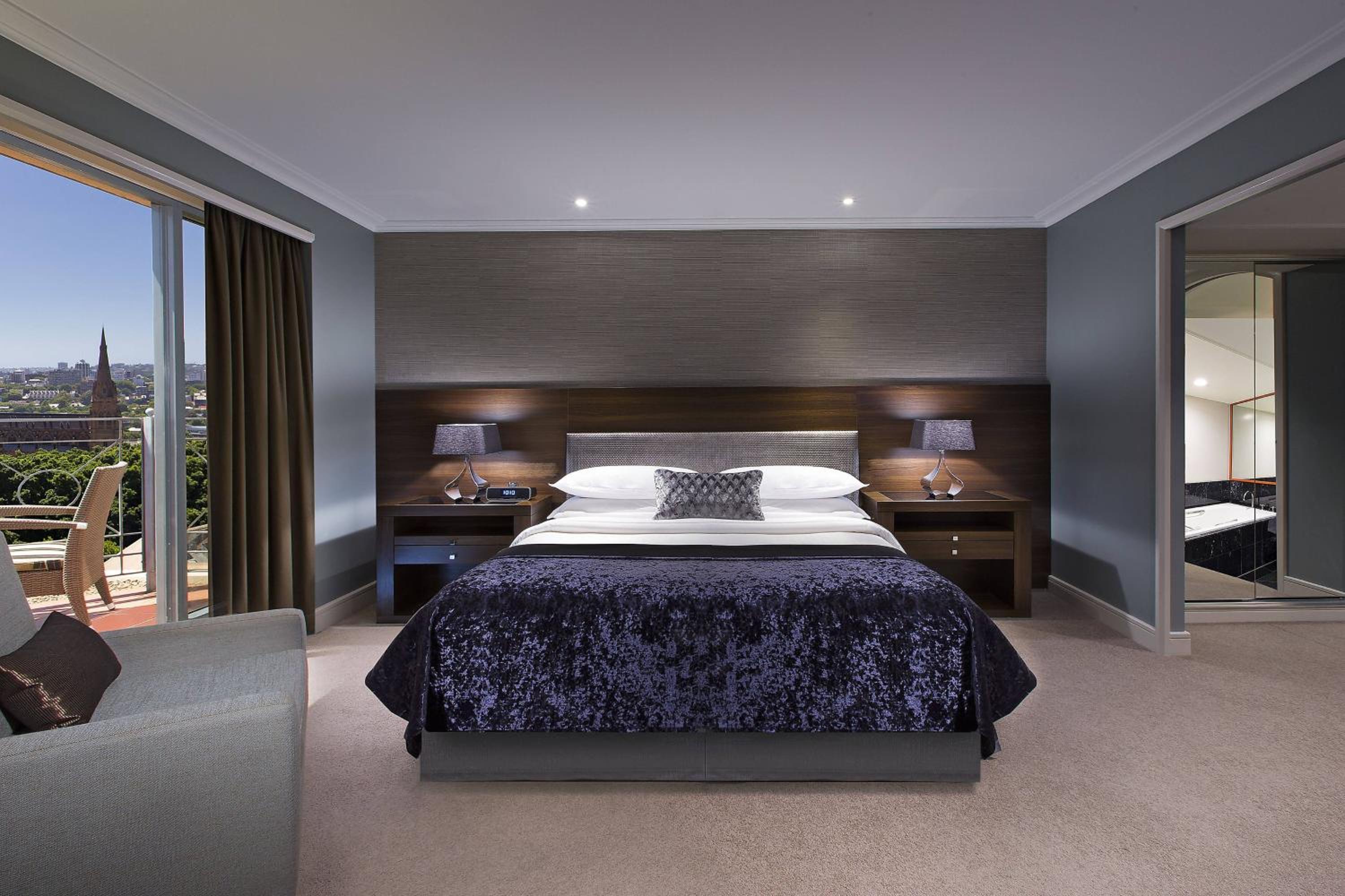 Corner Terrace Suite, Club lounge access, 1 Bedroom Suite thumbnail 5