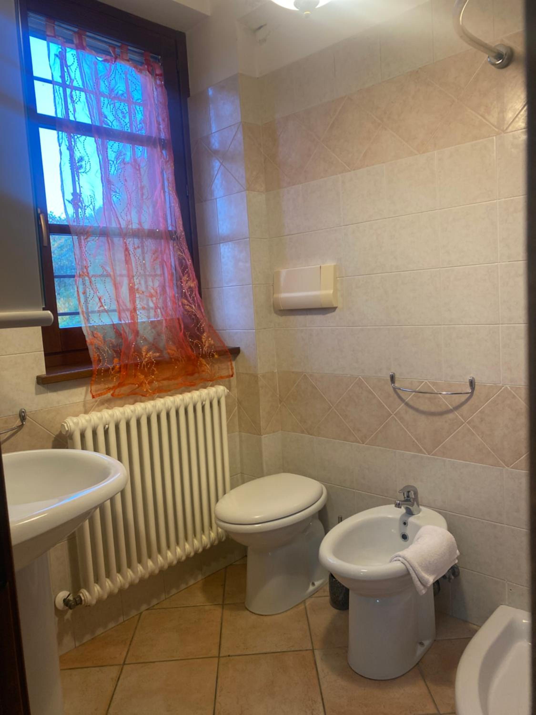 Quadruple Room With Private Bathroom photo 3