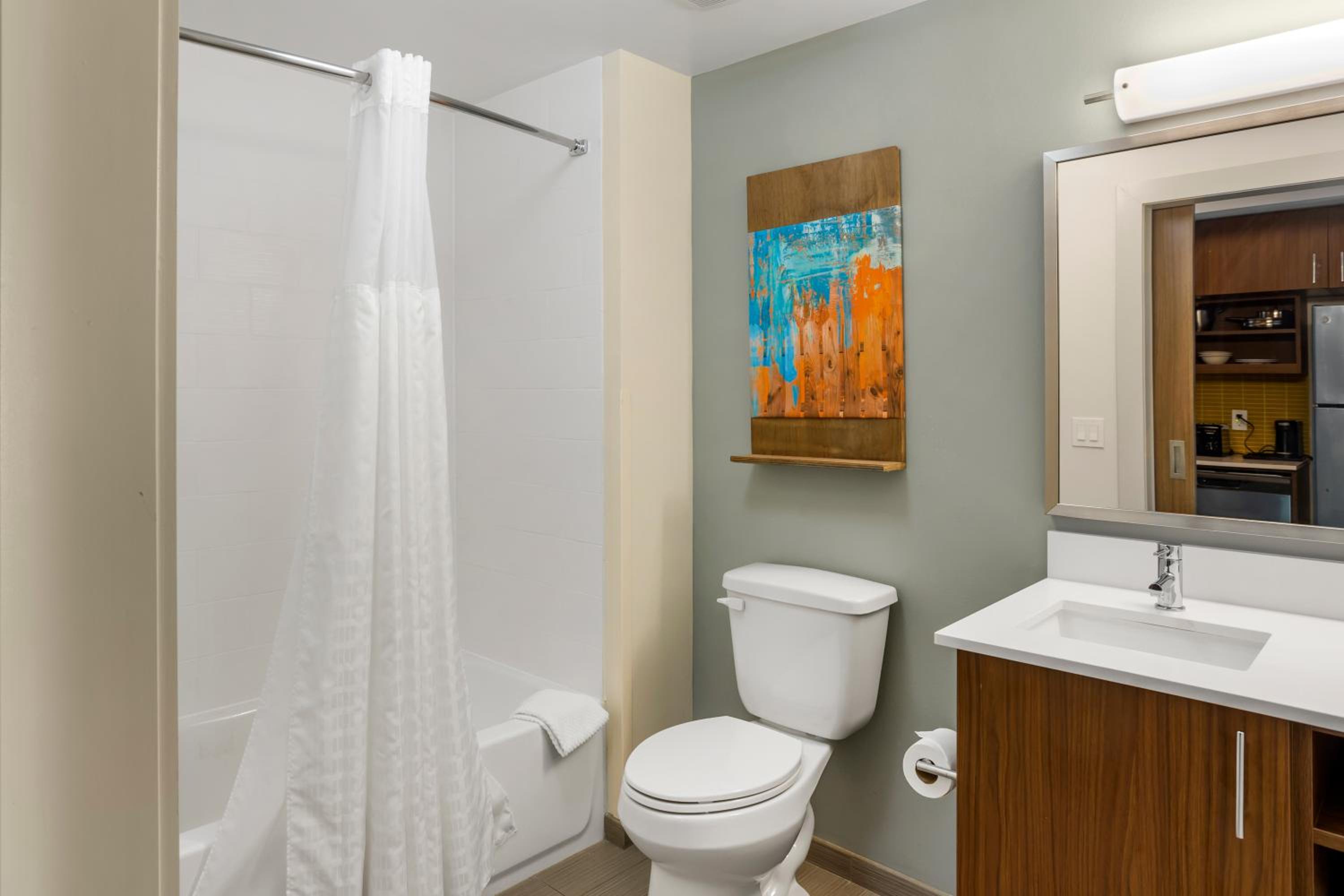 One Room Suite with Two Queen Beds and Dishwasher - Non Smoking - Photo 7