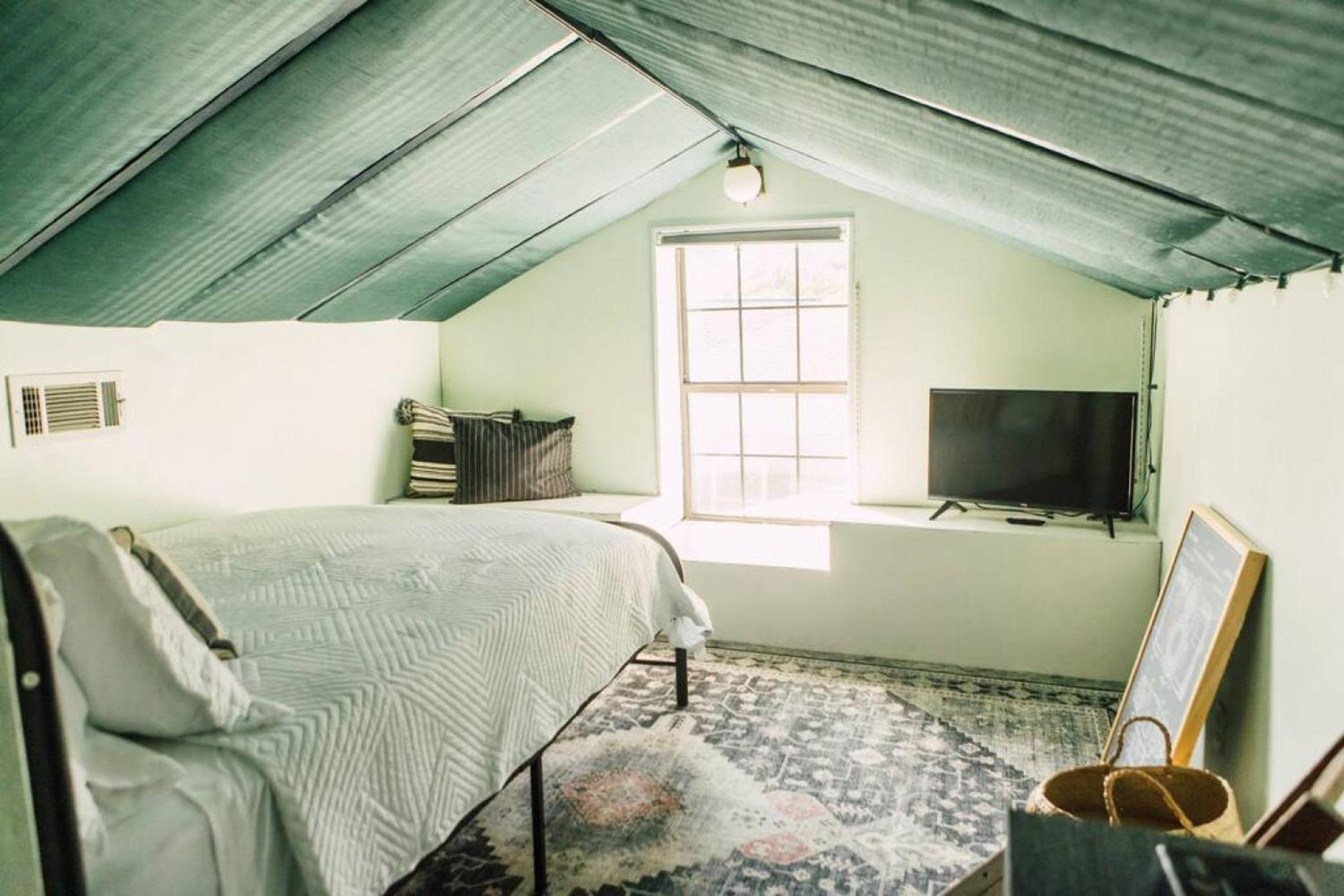 Two-Bedroom House photo 2