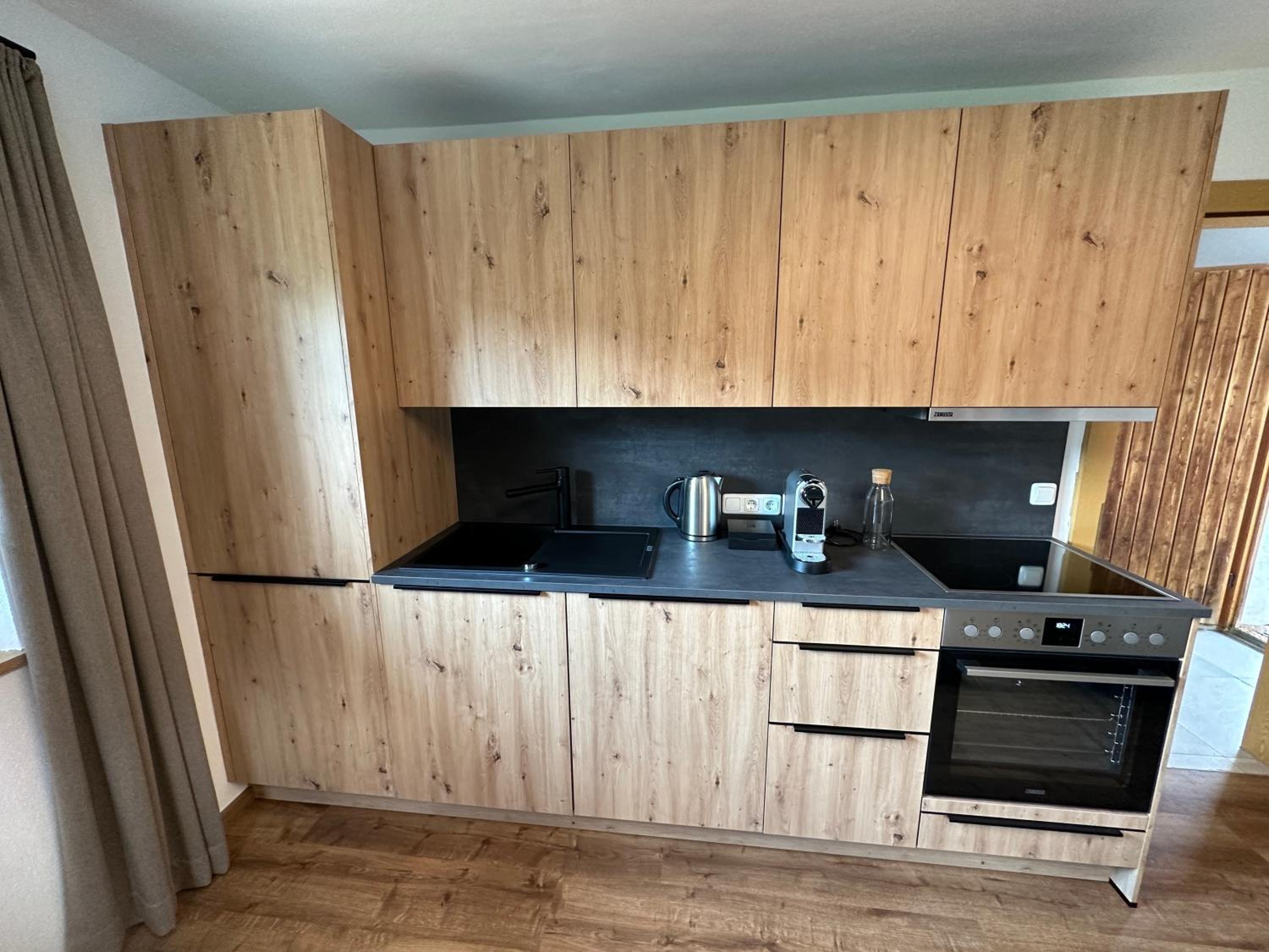 One-Bedroom House photo 2
