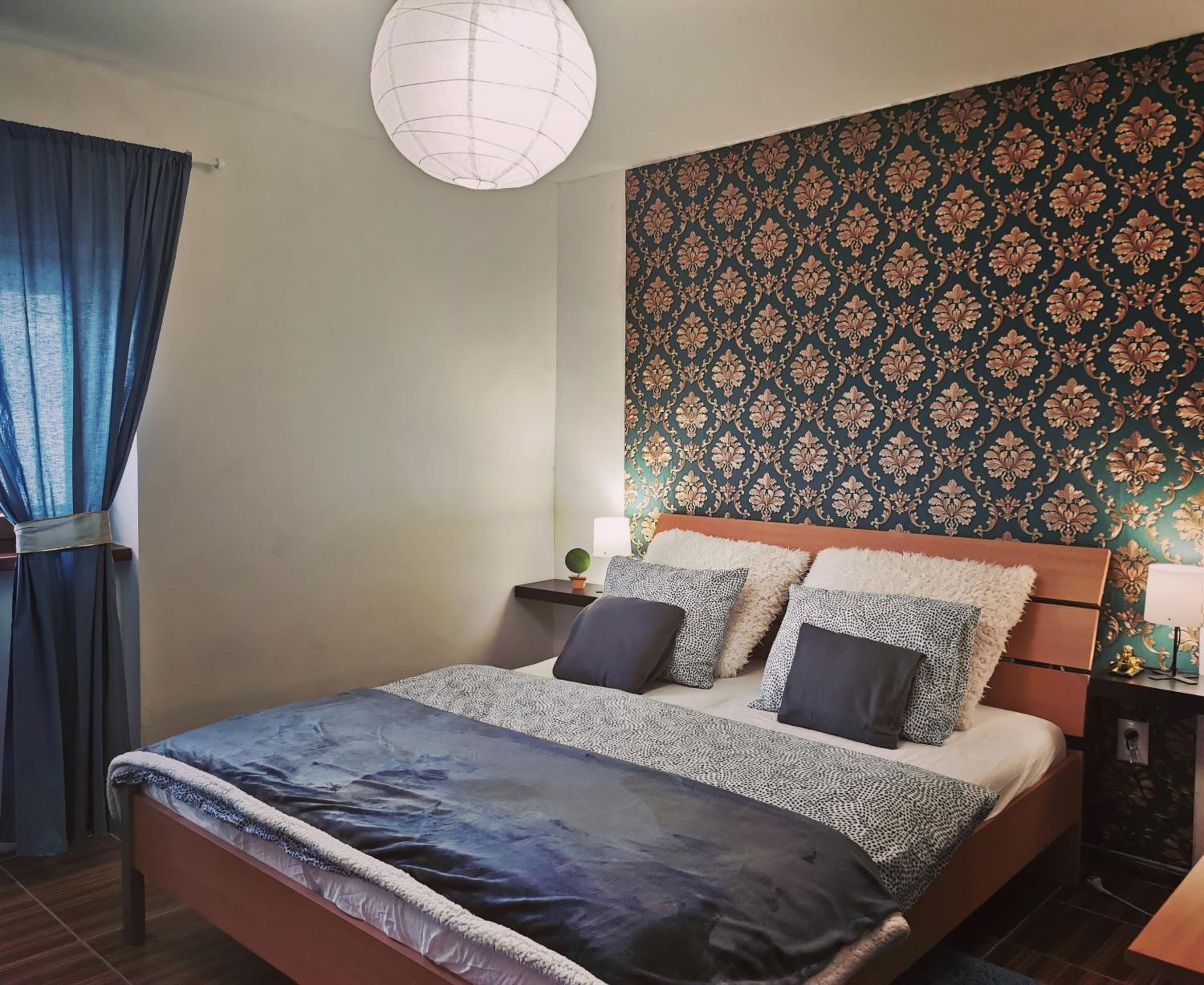 Double Room with Shared Bathroom photo 2