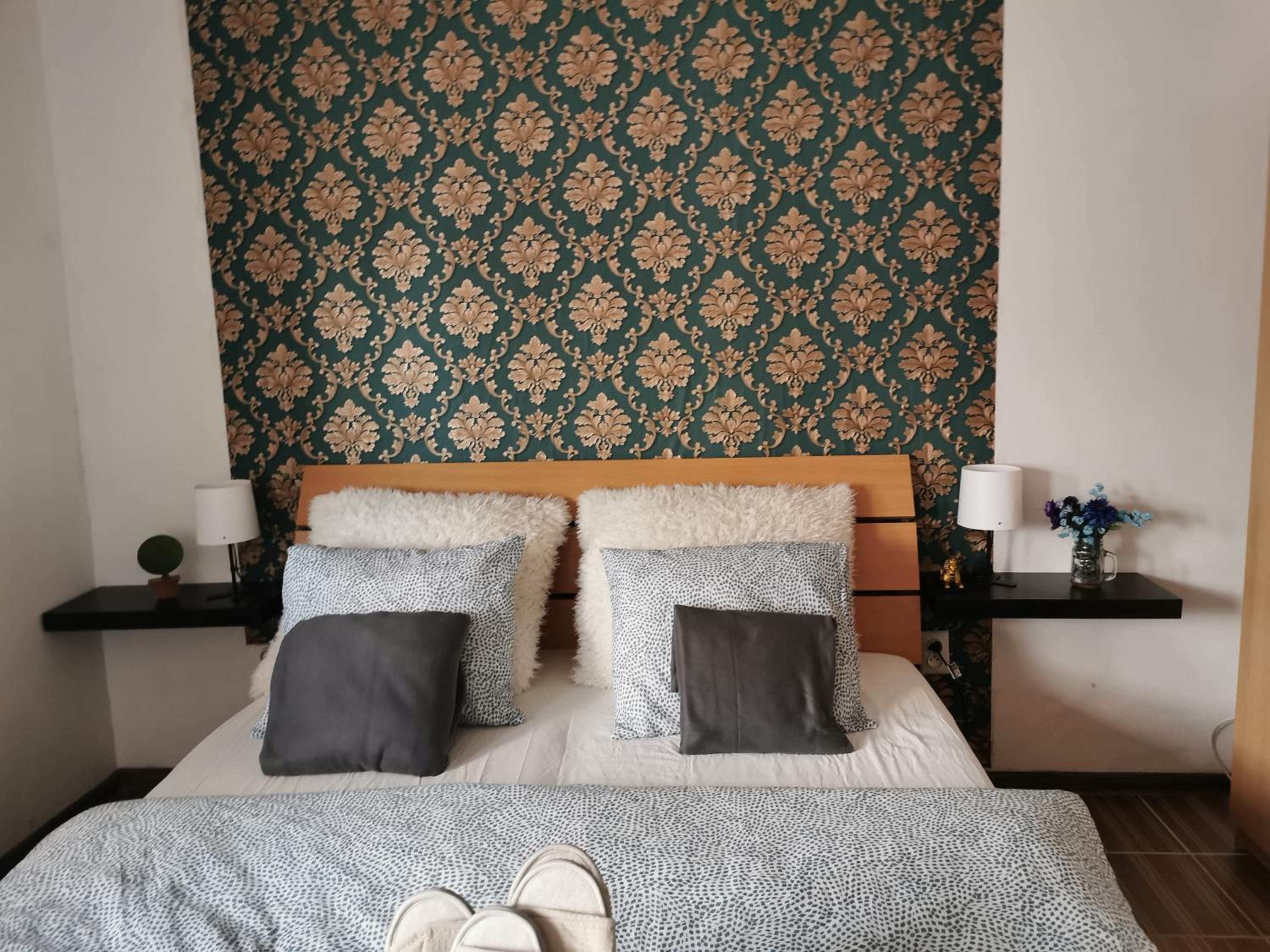 Double Room with Shared Bathroom photo 1