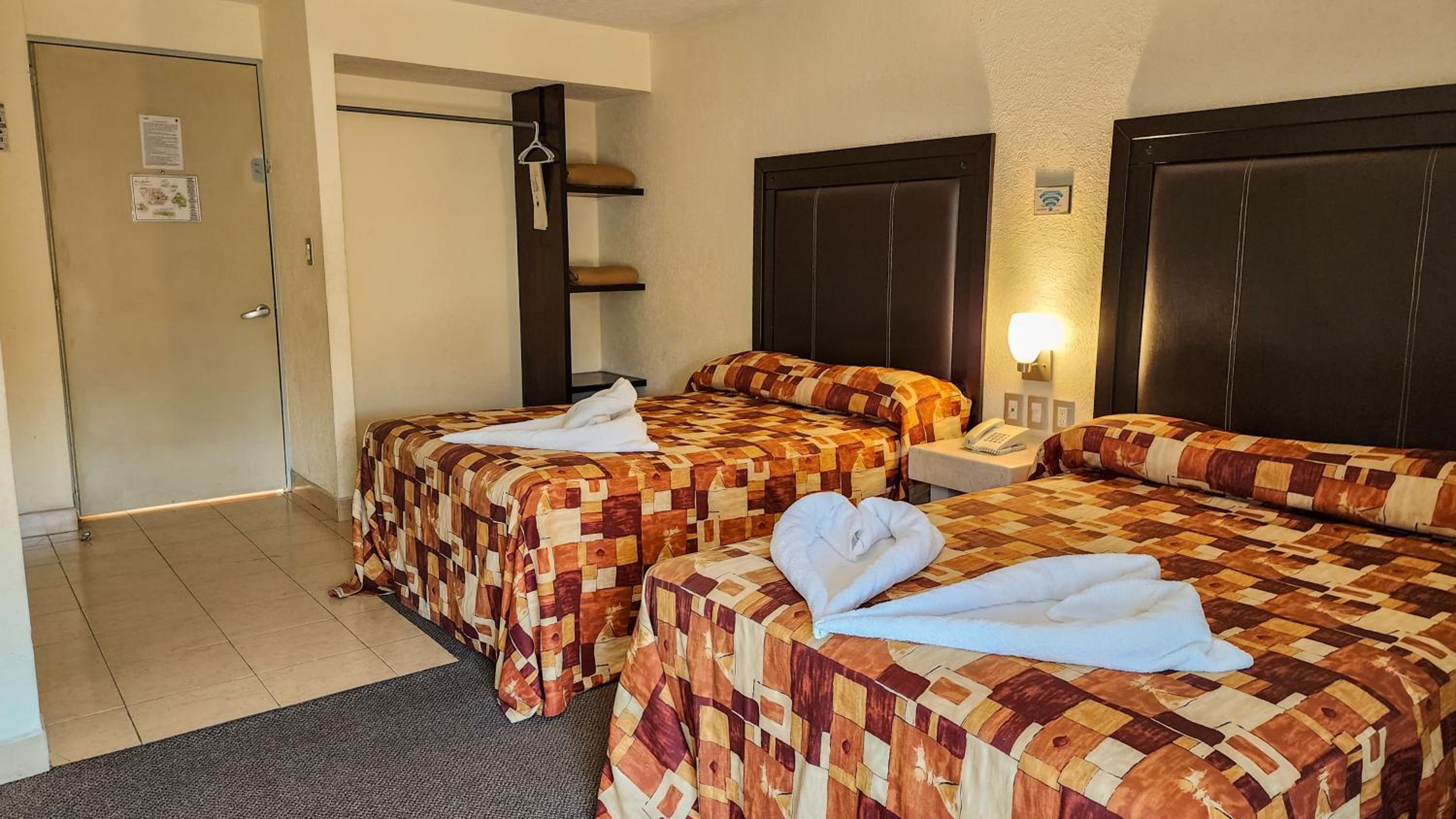 Twin Room photo 1