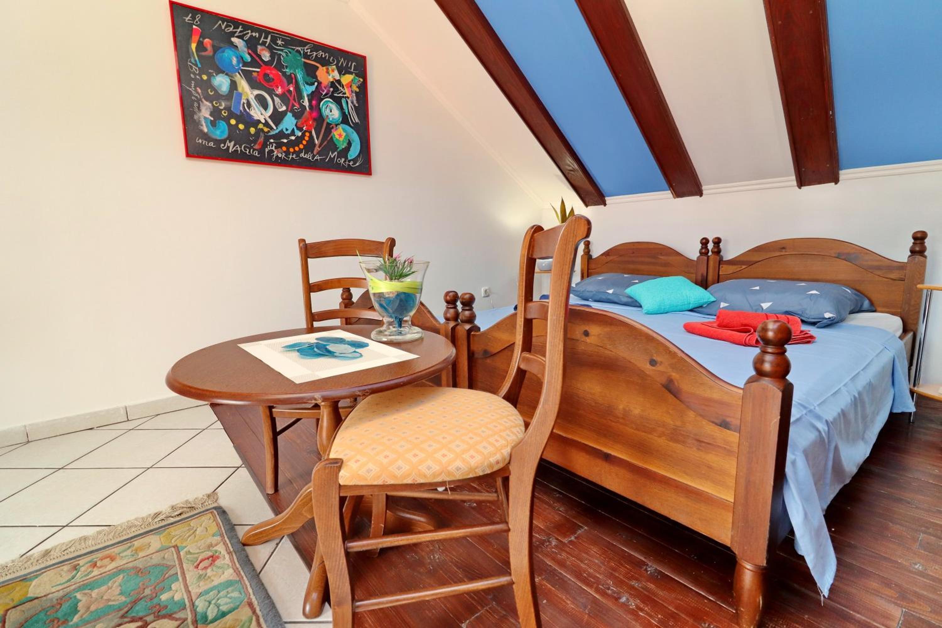 Studio Apartment With Balcony And Sea View