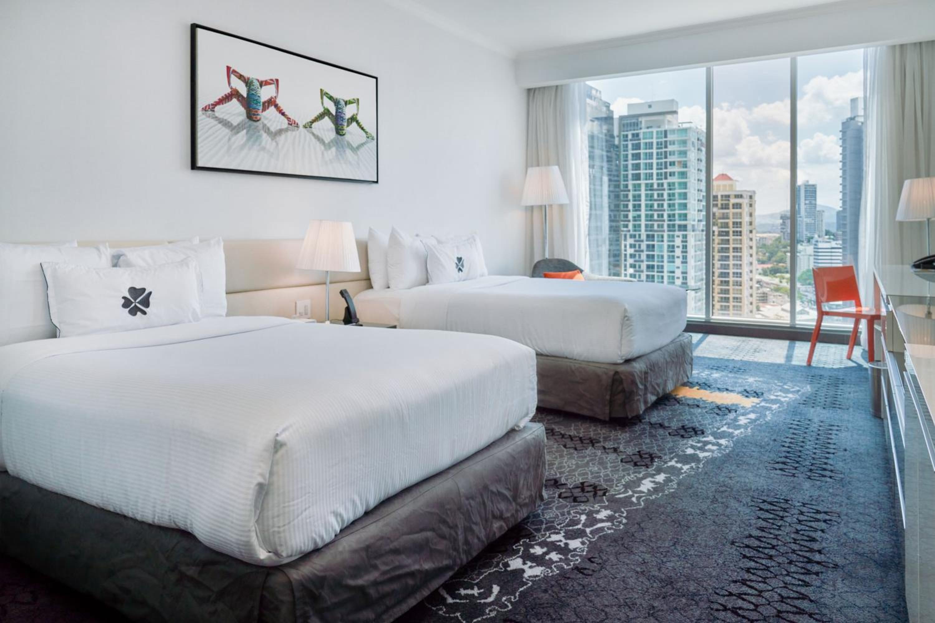 Deluxe 1 King City View, Guest room, 1 King, City view photo 3