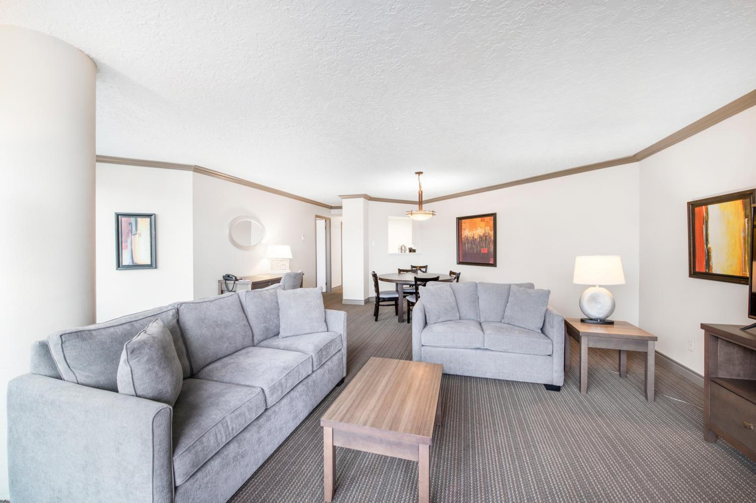 One Bedroom Suite Partial Harbor View - Photo 4