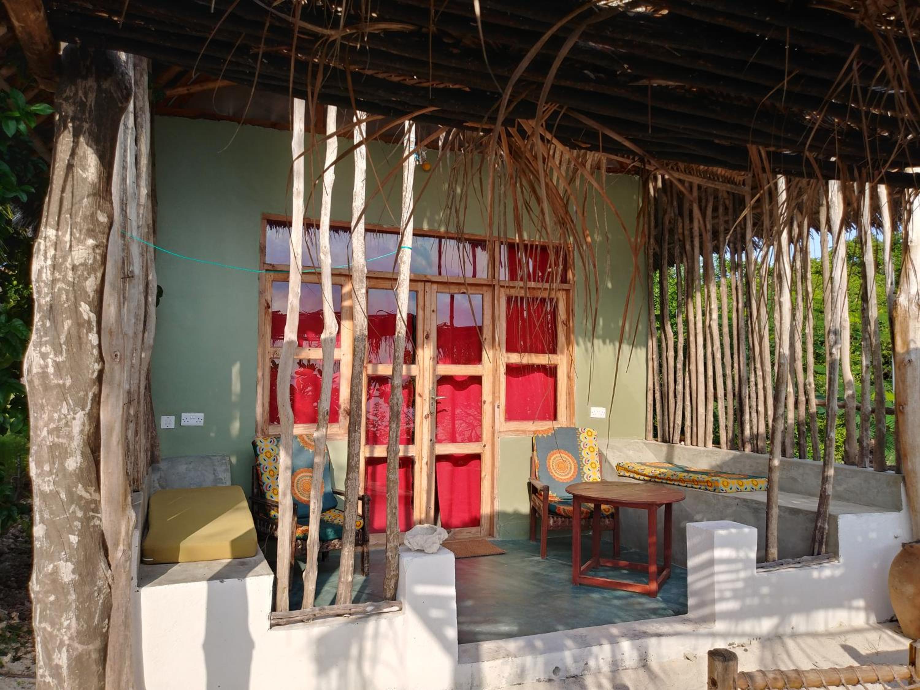 Bungalow with Sea View - Photo 10