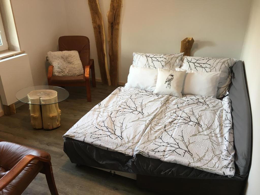 One-Bedroom Apartment - Photo 33
