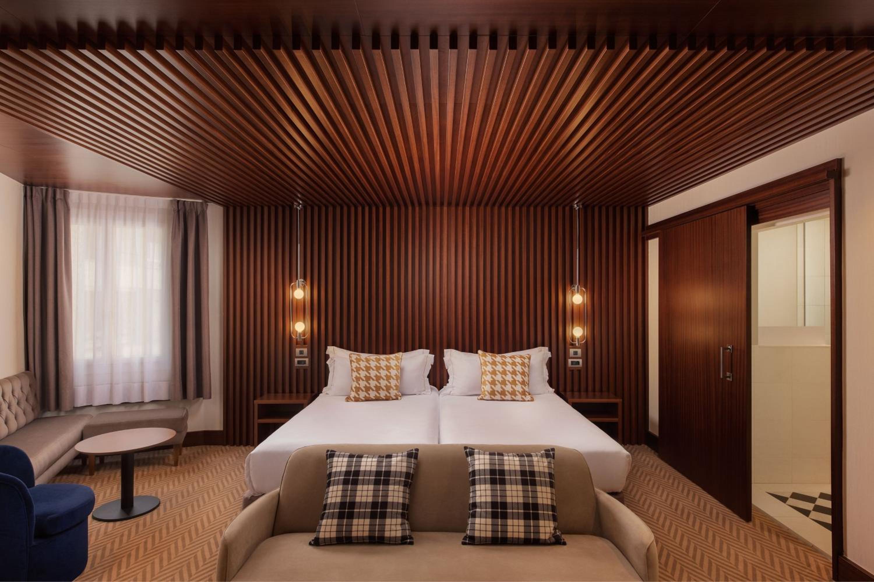 Premium Guest Room with Twin Bed