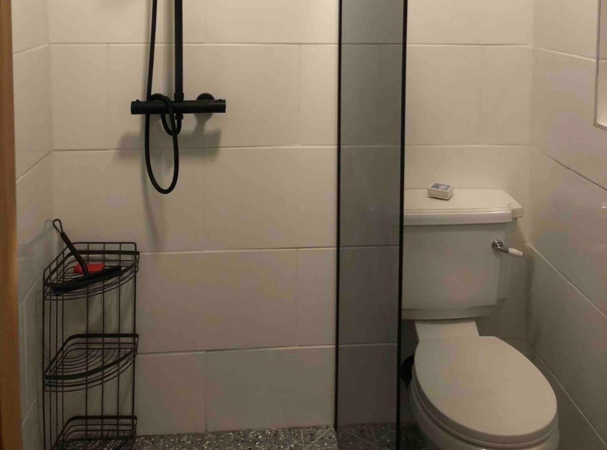 Three-Bedroom House photo 3