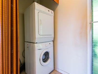 Studio with Partial Ocean View photo 2