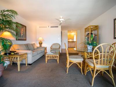 One Bedroom Partial Ocean View photo 3