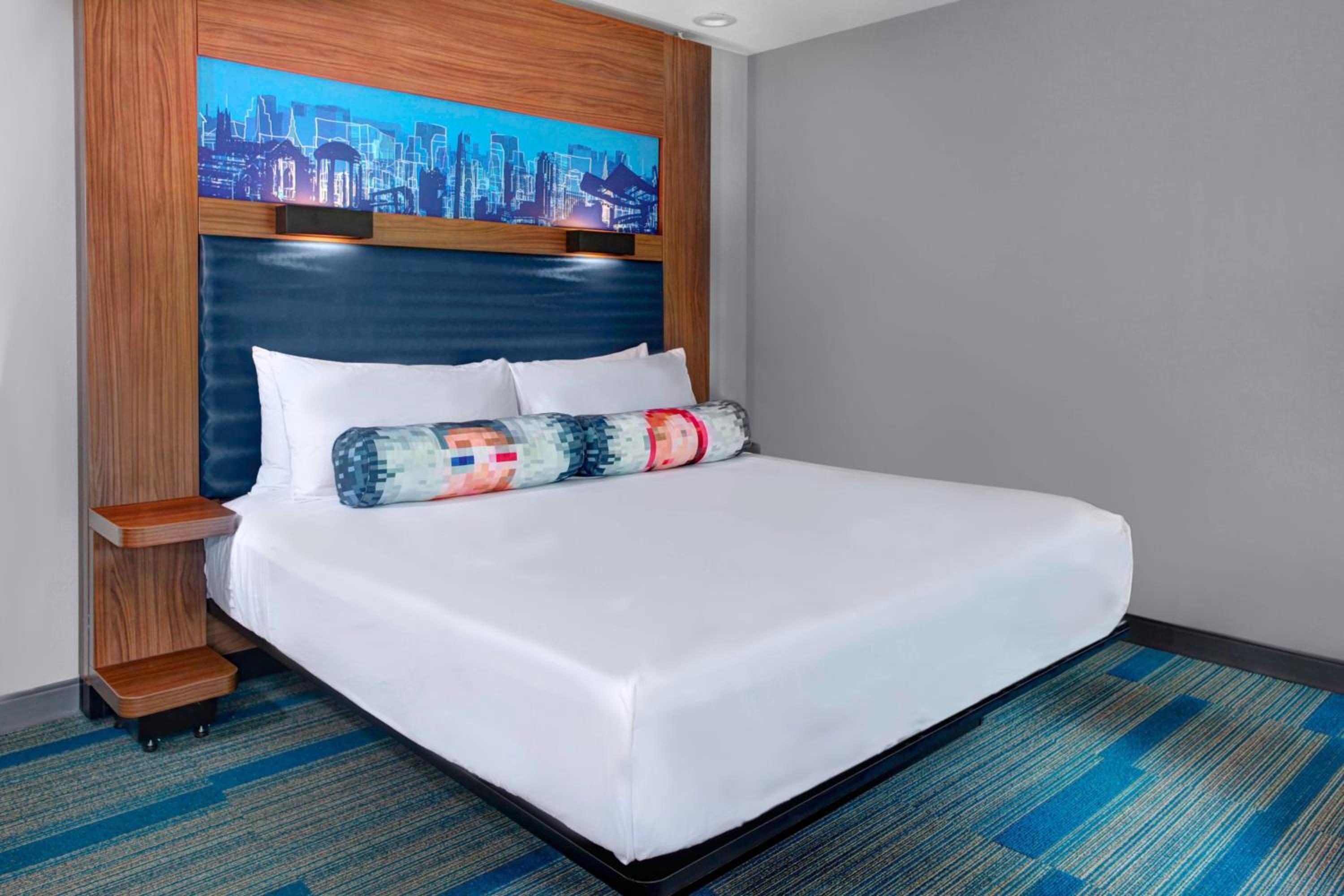 Aloft, Guest room, 1 King photo 2