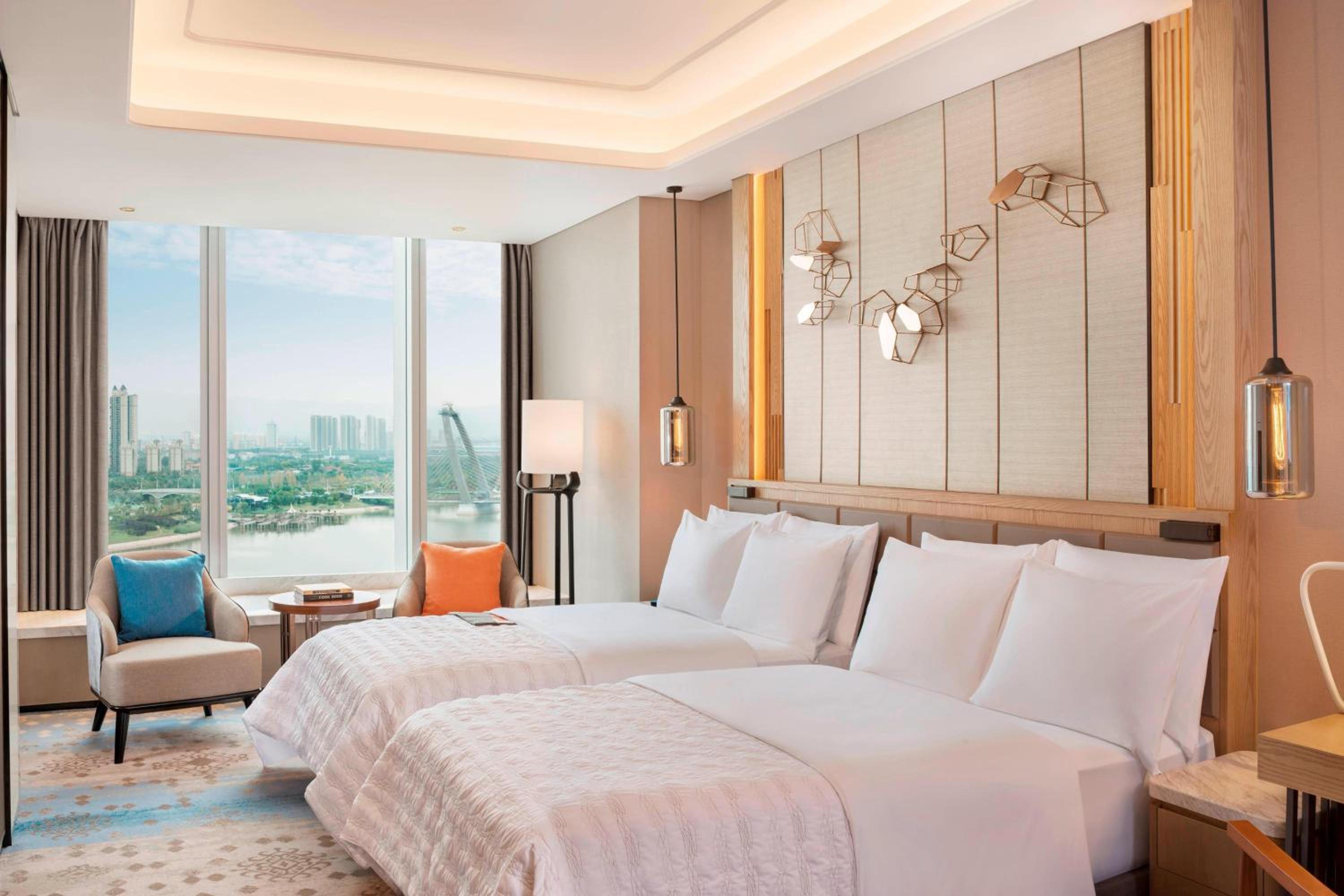 Club Twin Room with Lounge Access