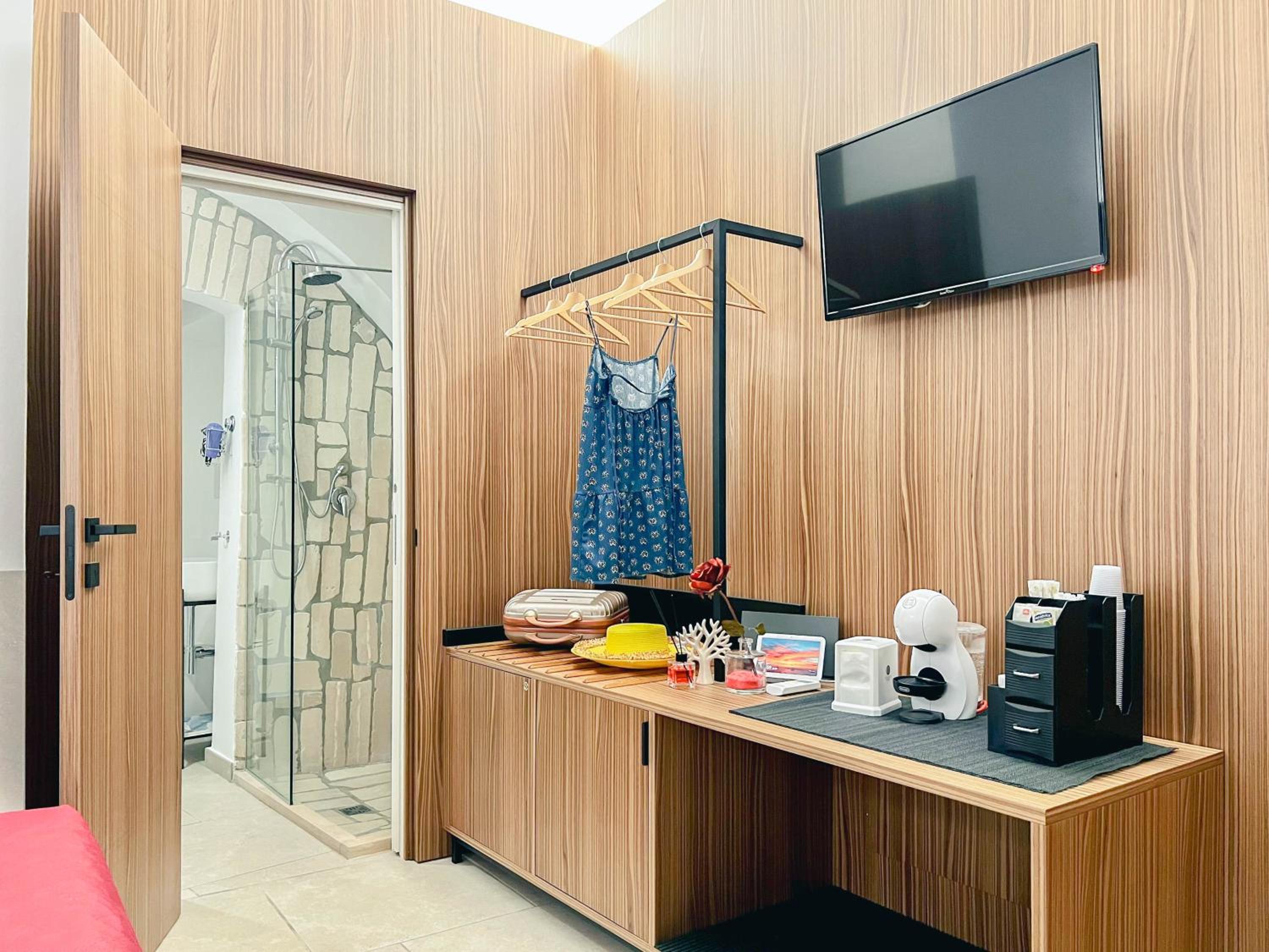 Deluxe Double Studio