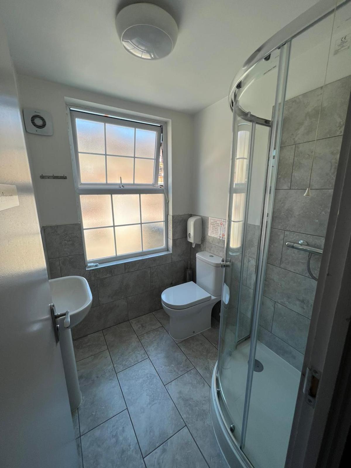 Deluxe Junior Suite photo 2