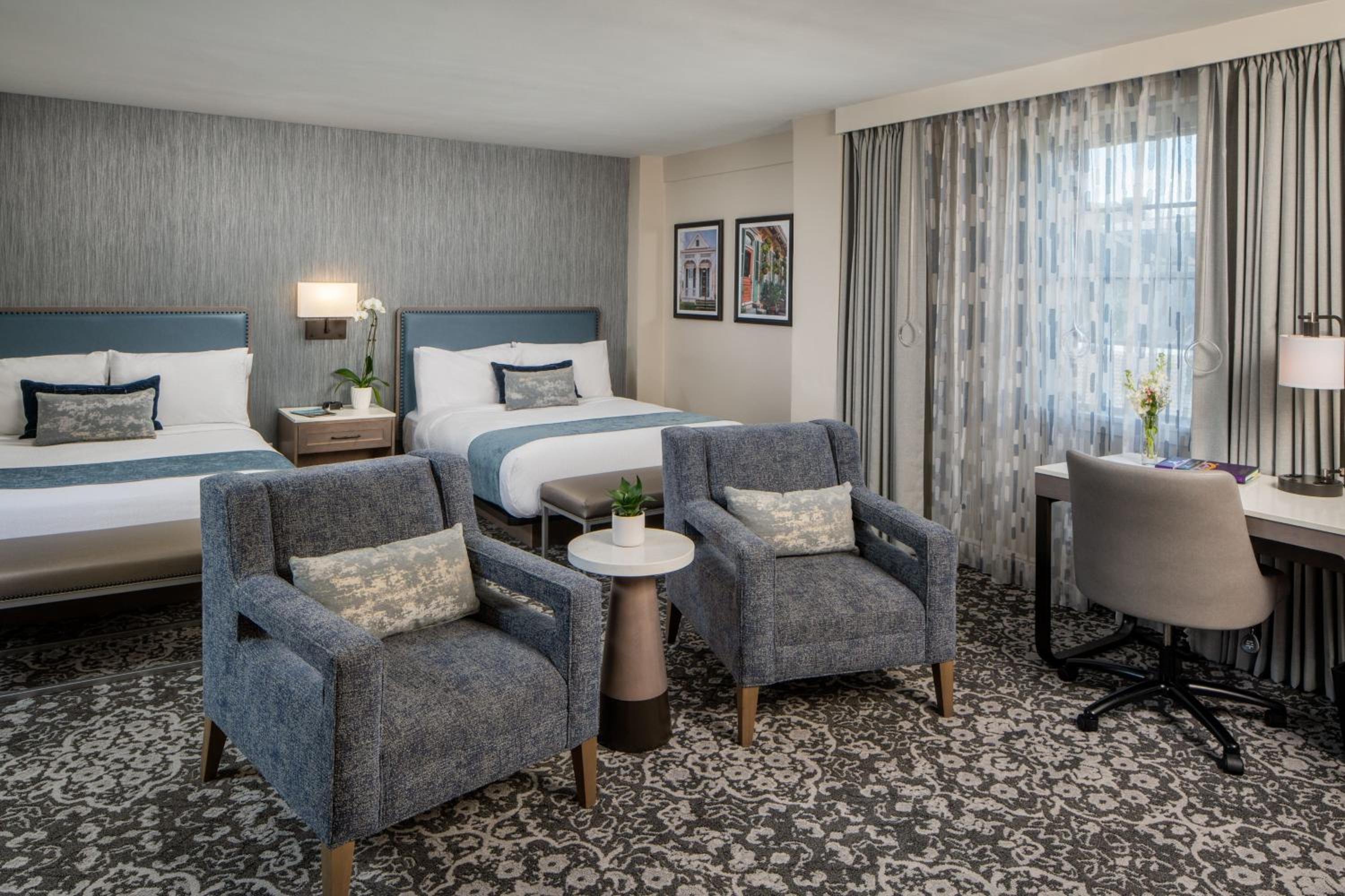  Junior Suite, 2 Queen Beds - Photo 1