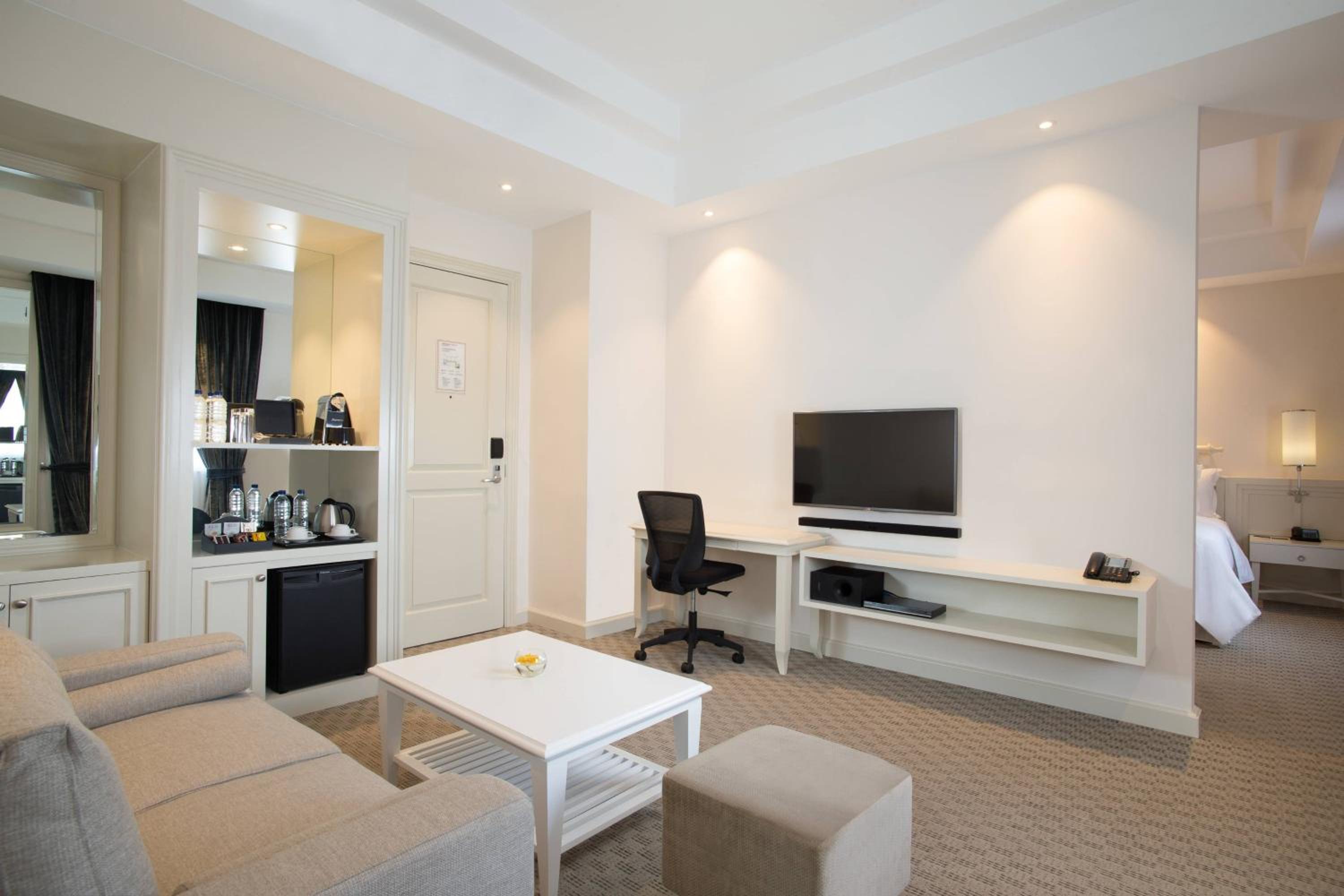 Executive Suite photo 3
