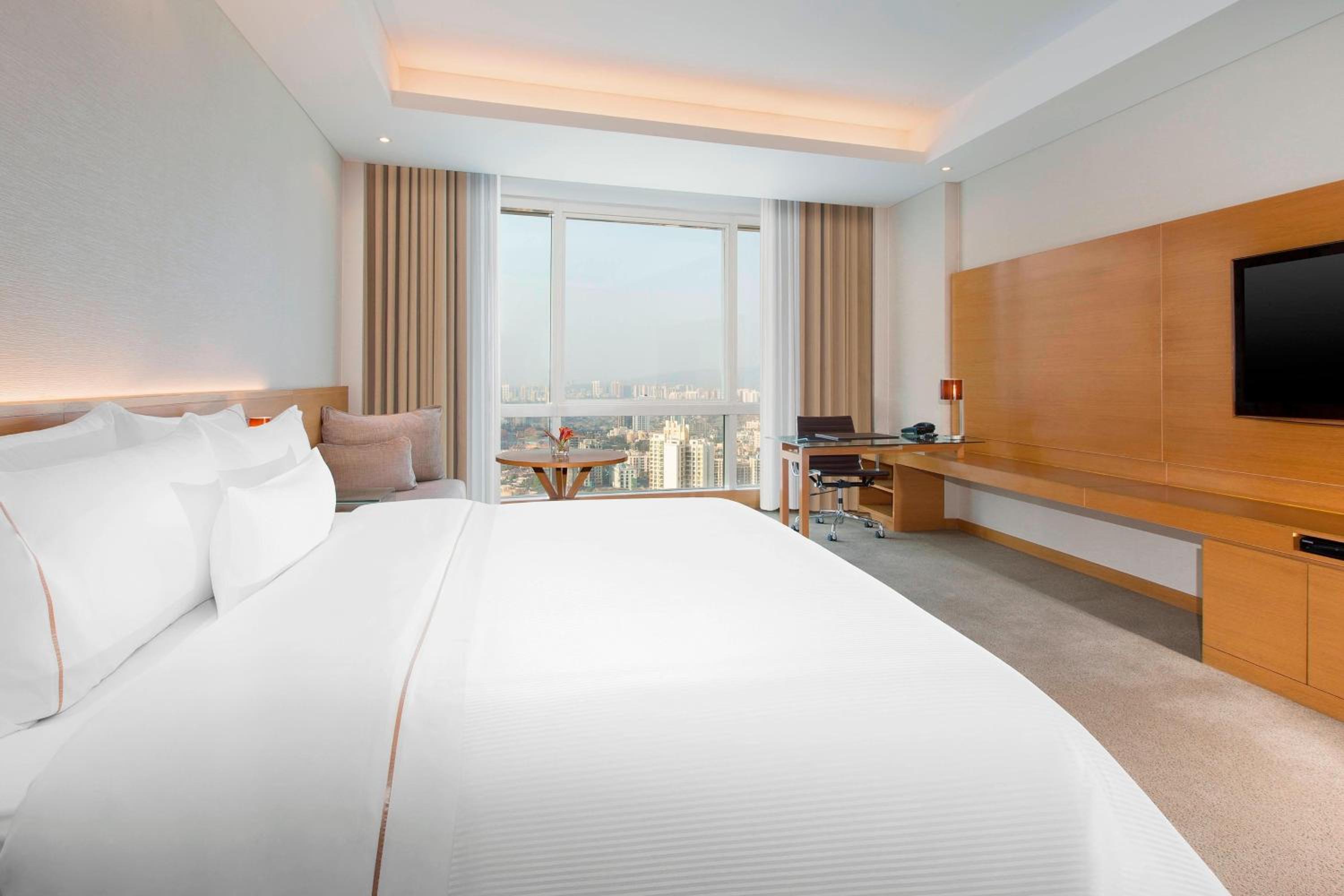 King Room with City View with 15% discount on Spa - Photo 1